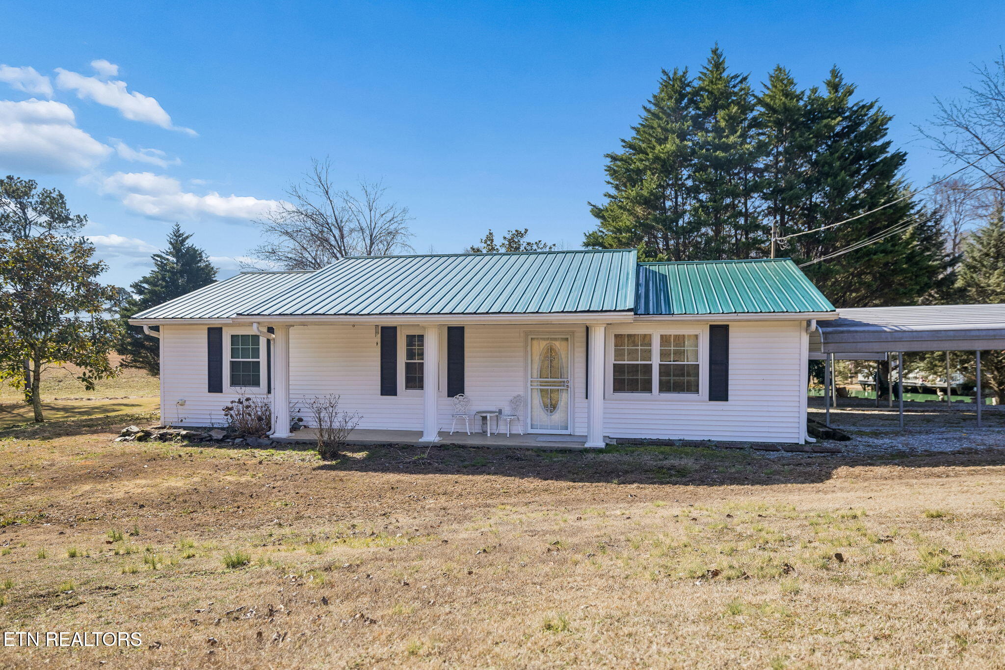 123 Jerry Cardin Lane Friendsville TN 37737