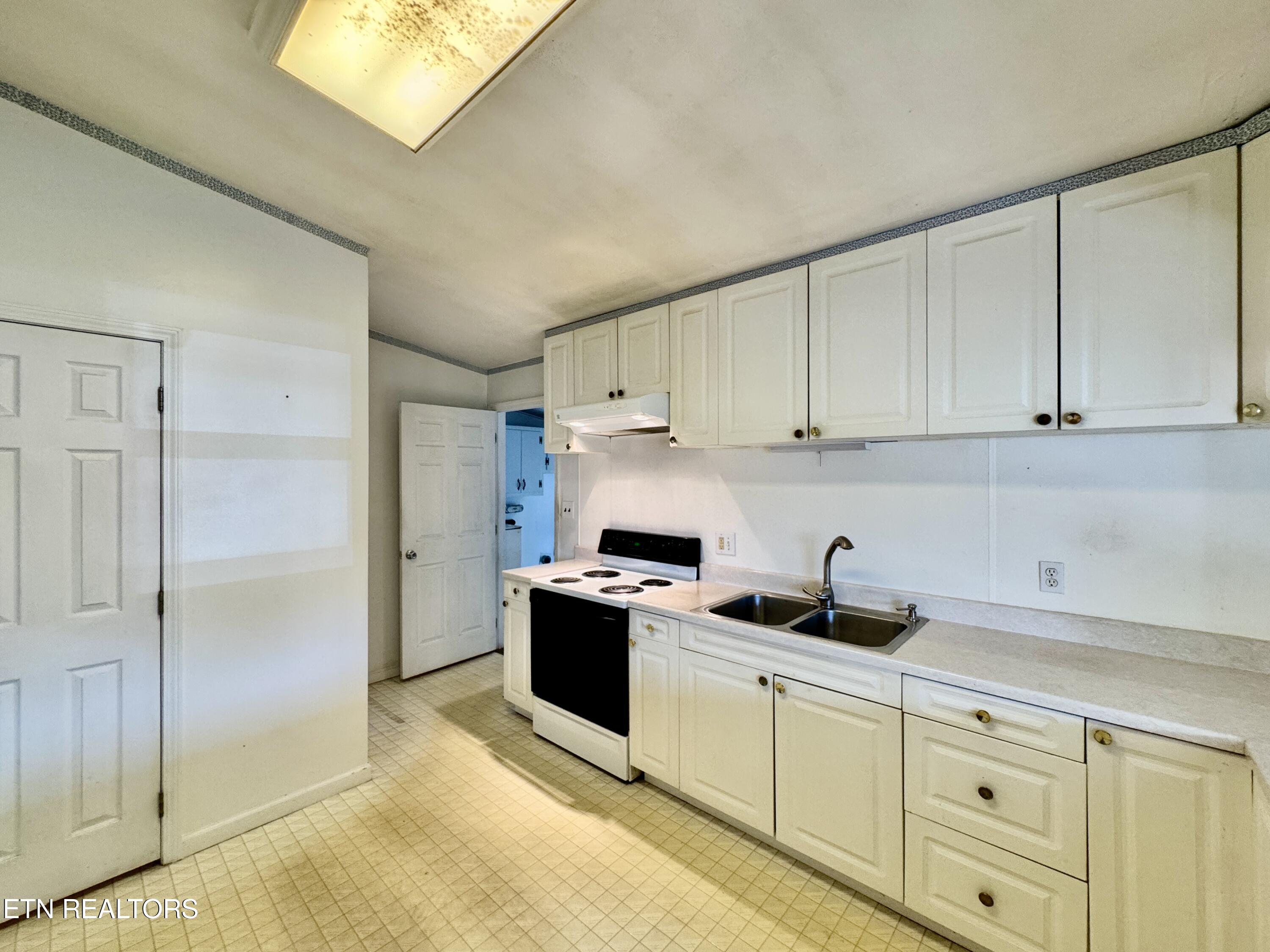 220 Butter & Egg Road Jacksboro TN 37757