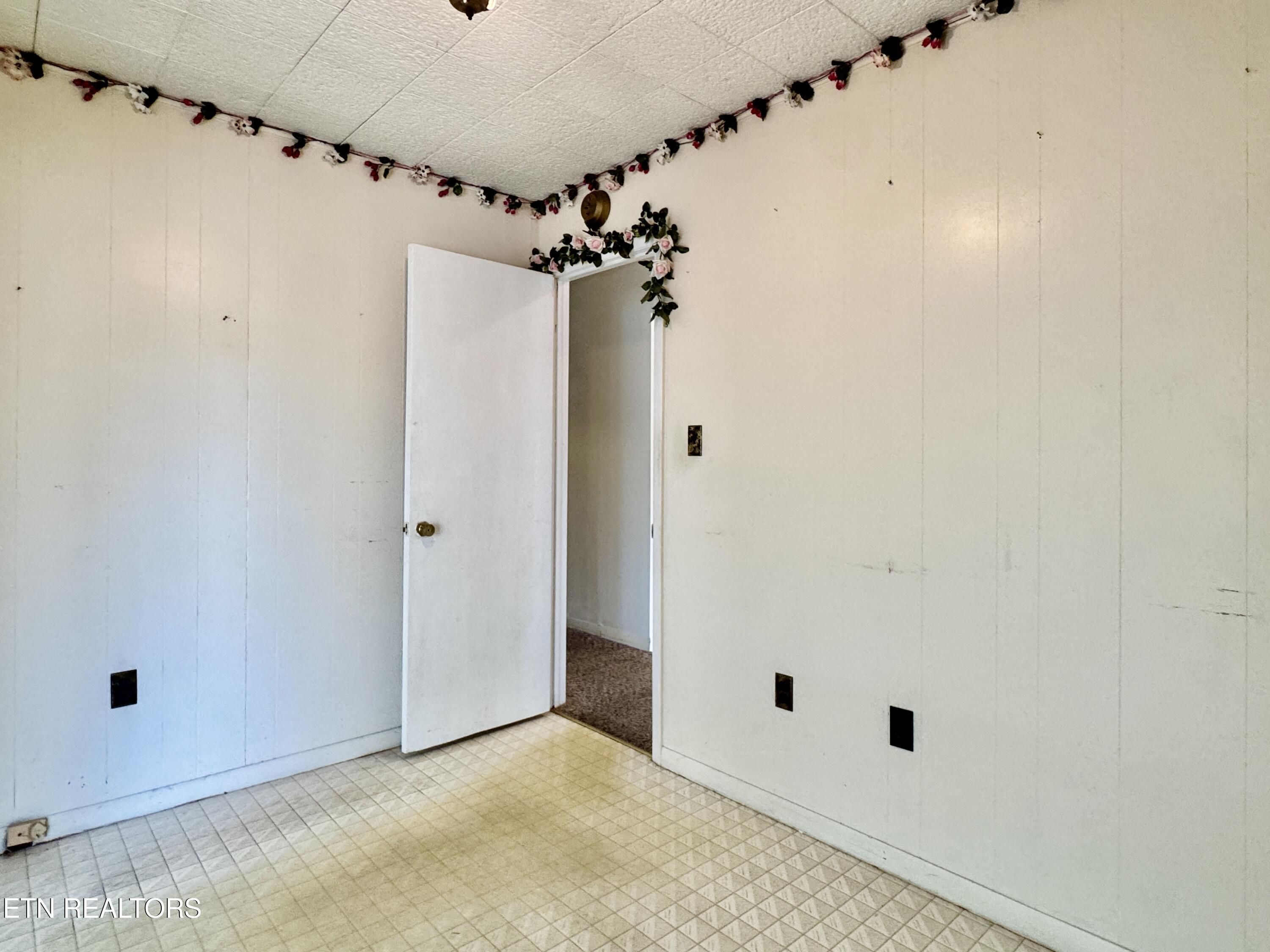 220 Butter & Egg Road Jacksboro TN 37757