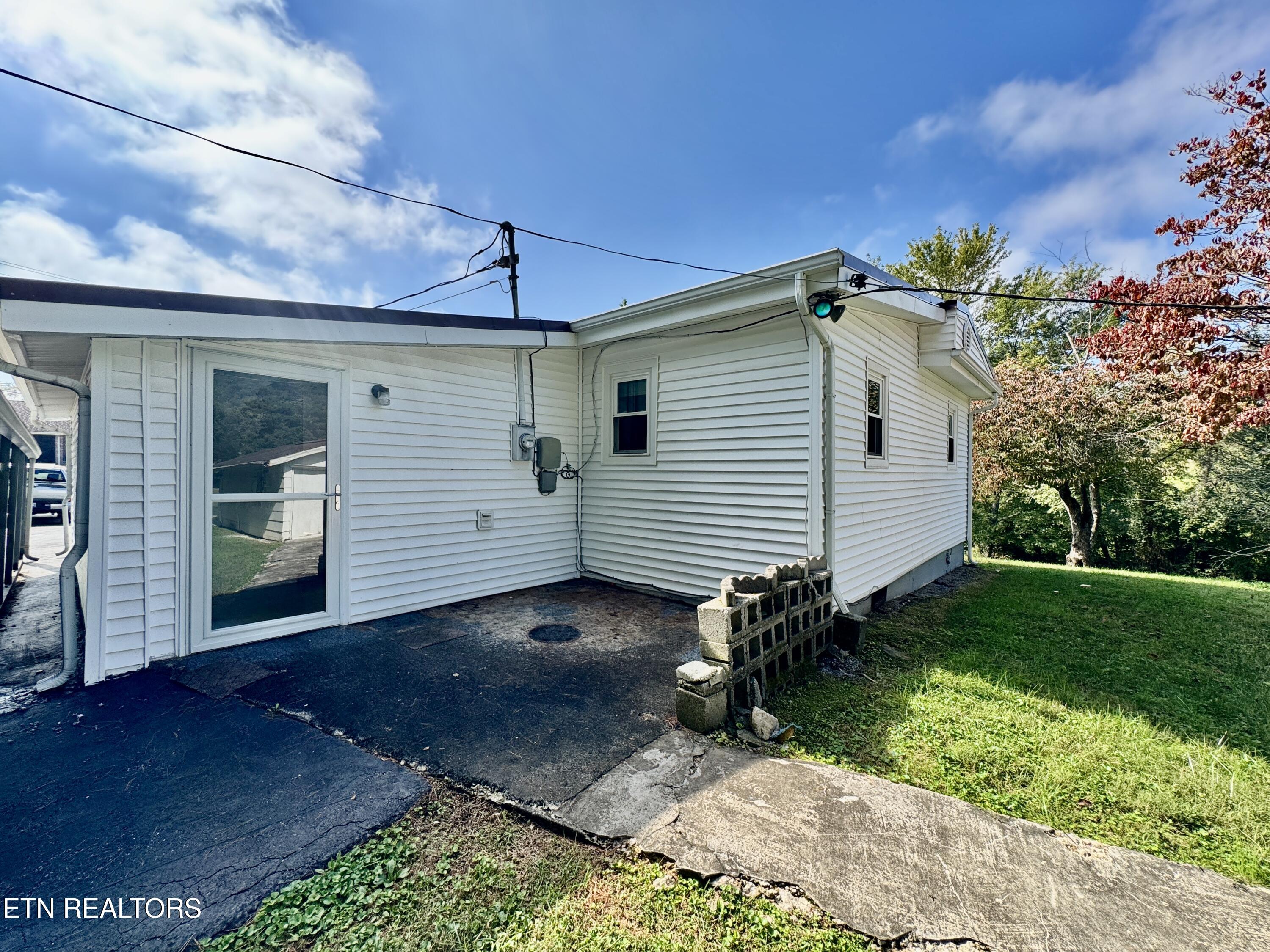 220 Butter & Egg Road Jacksboro TN 37757