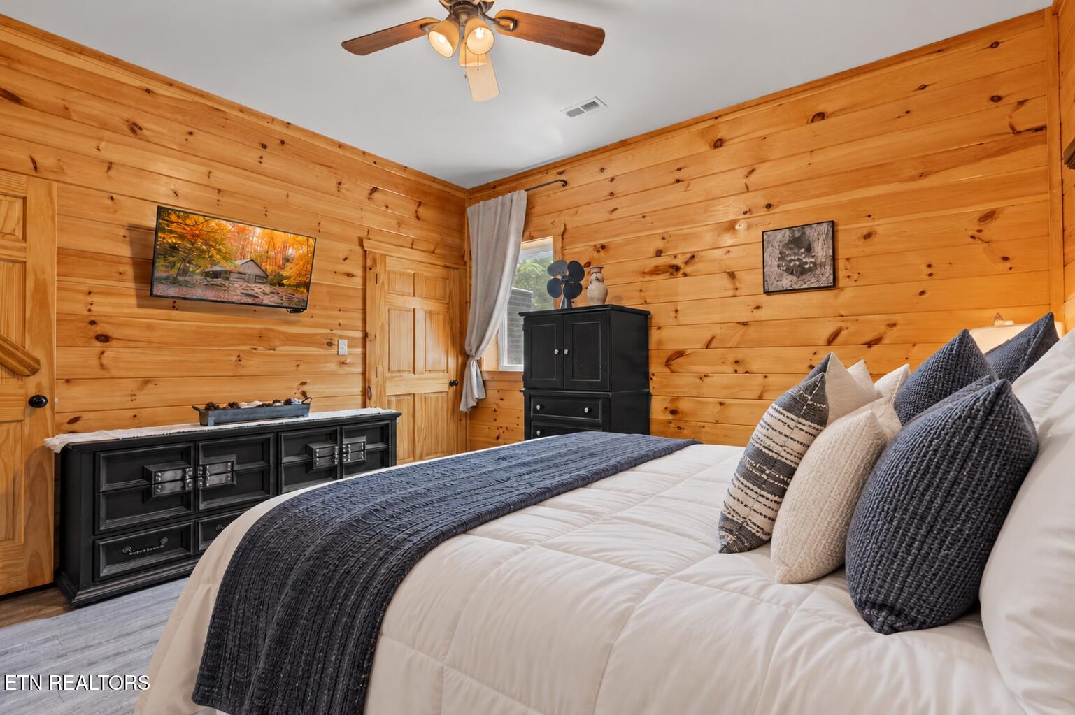 705 Rondayview Lane Sevierville TN 37876