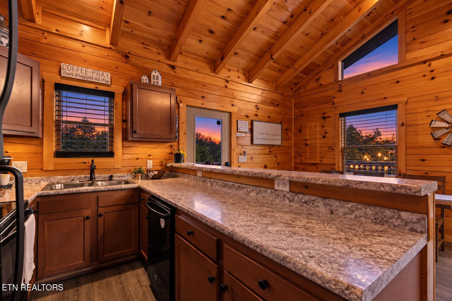 705 Rondayview Lane Sevierville TN 37876