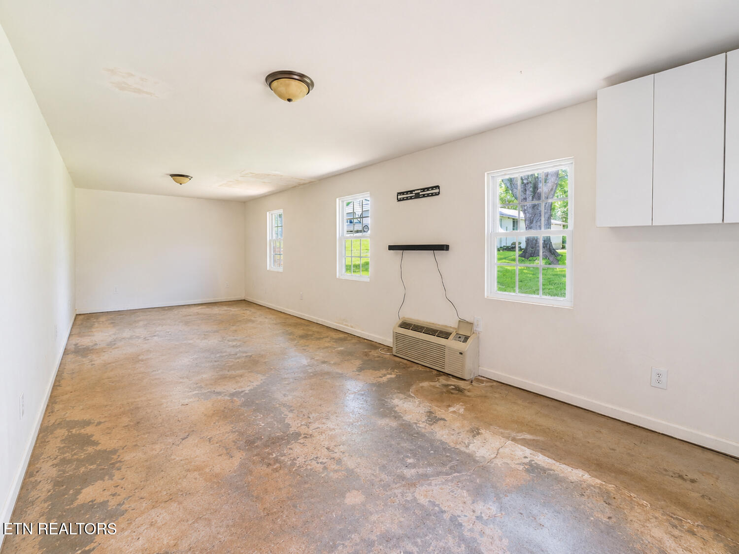210 Arrowhead Drive Maryville TN 37801