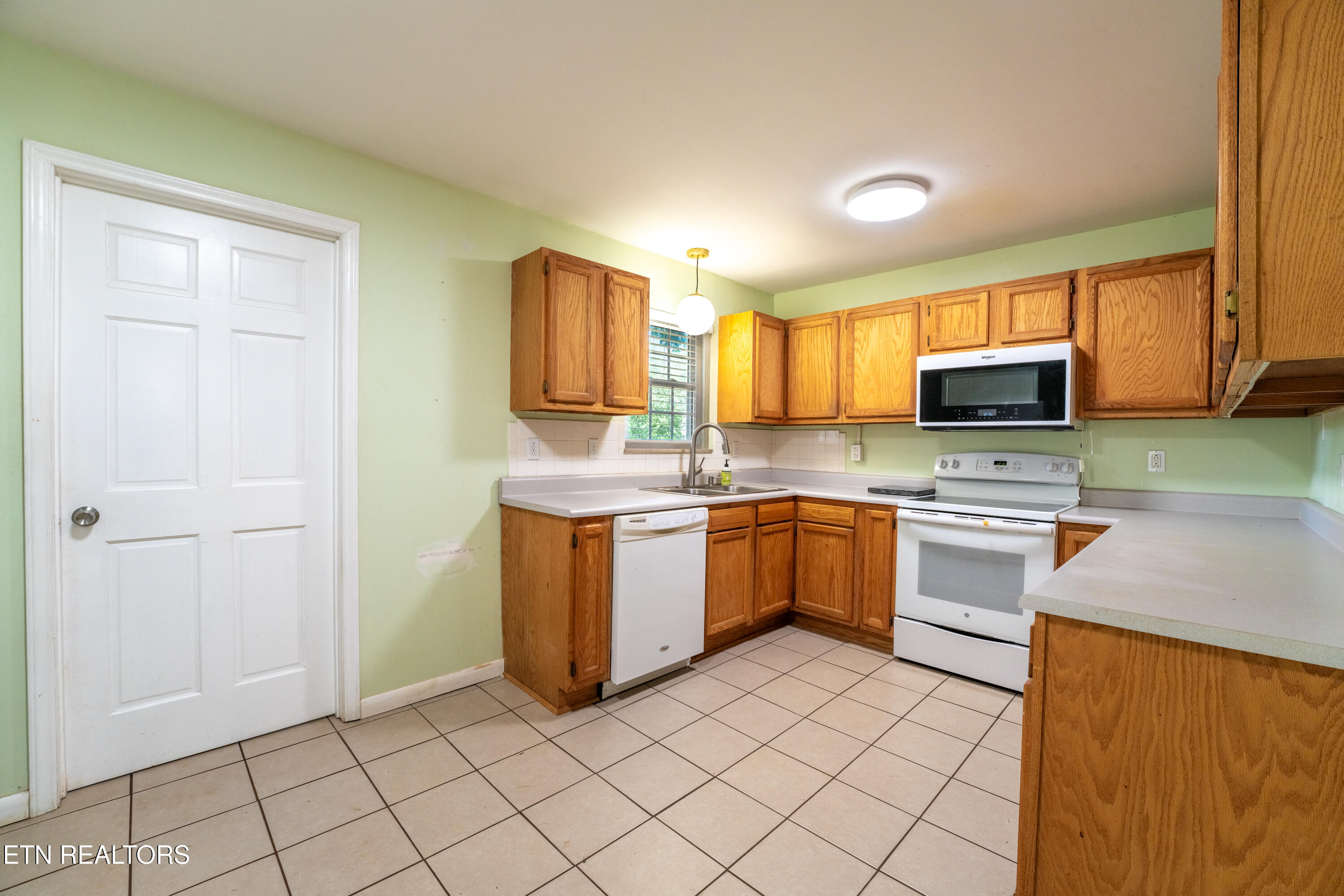 210 Arrowhead Drive Maryville TN 37801