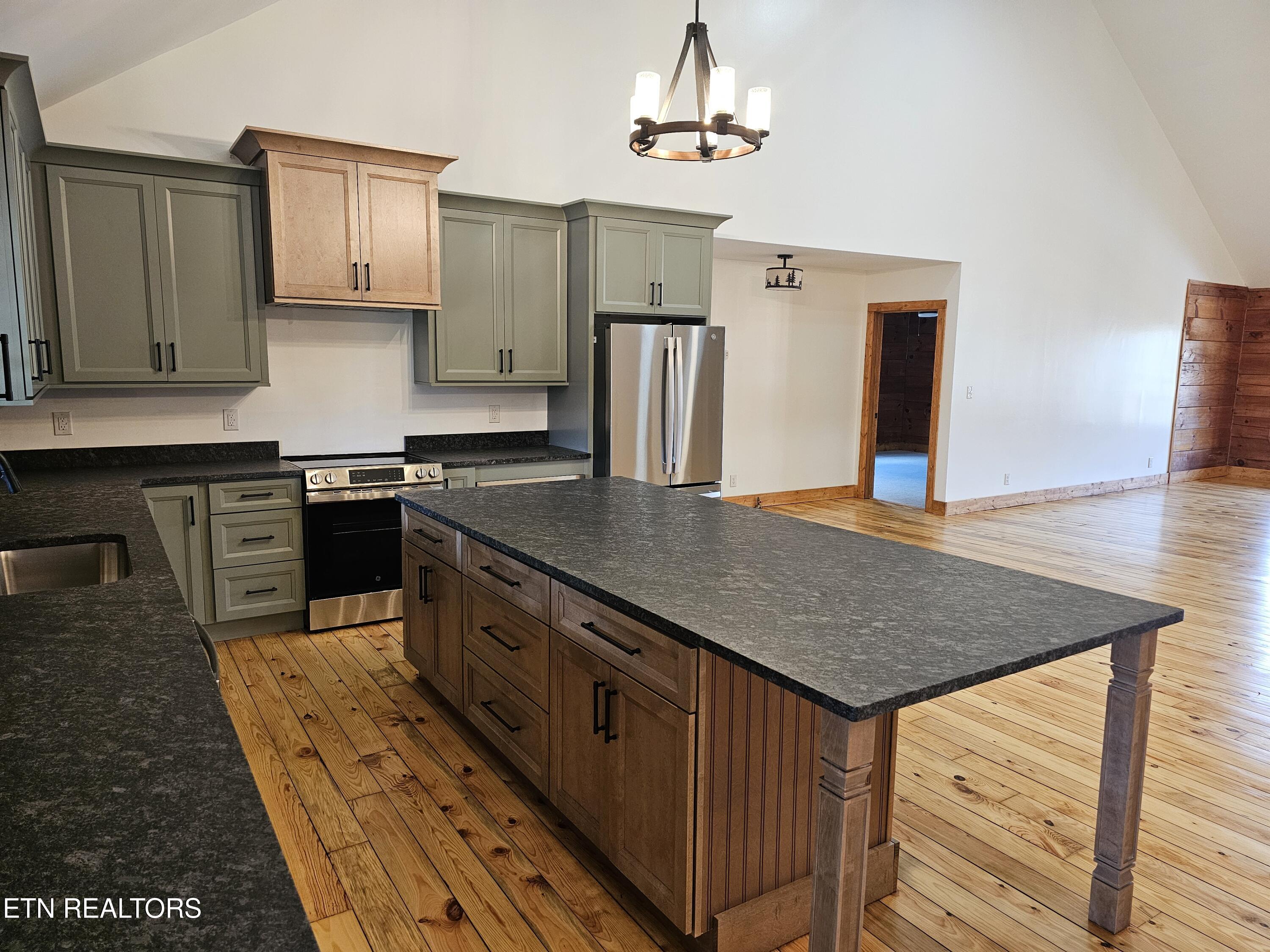 371 Plaza Drive Madisonville TN 37354