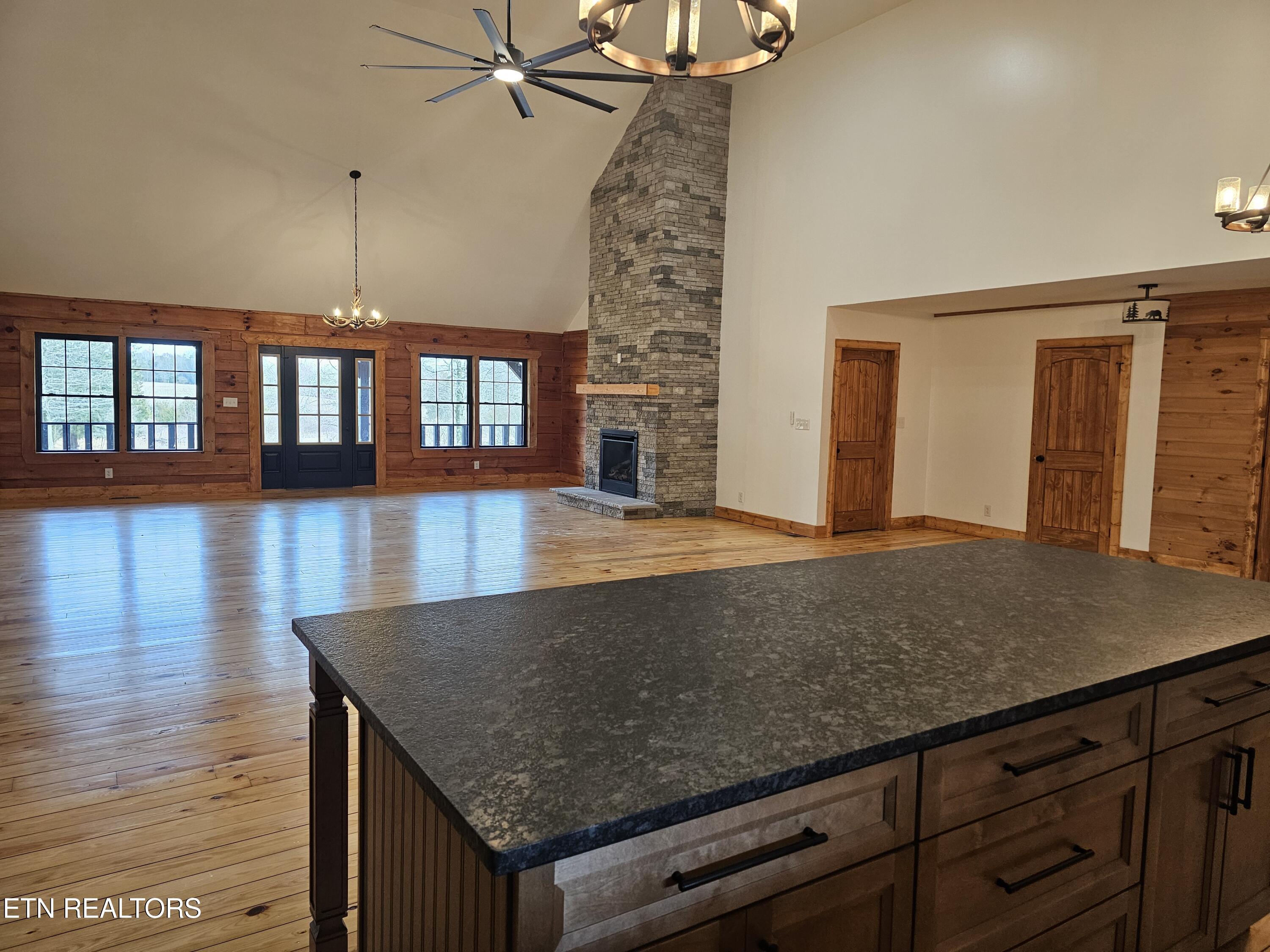 371 Plaza Drive Madisonville TN 37354