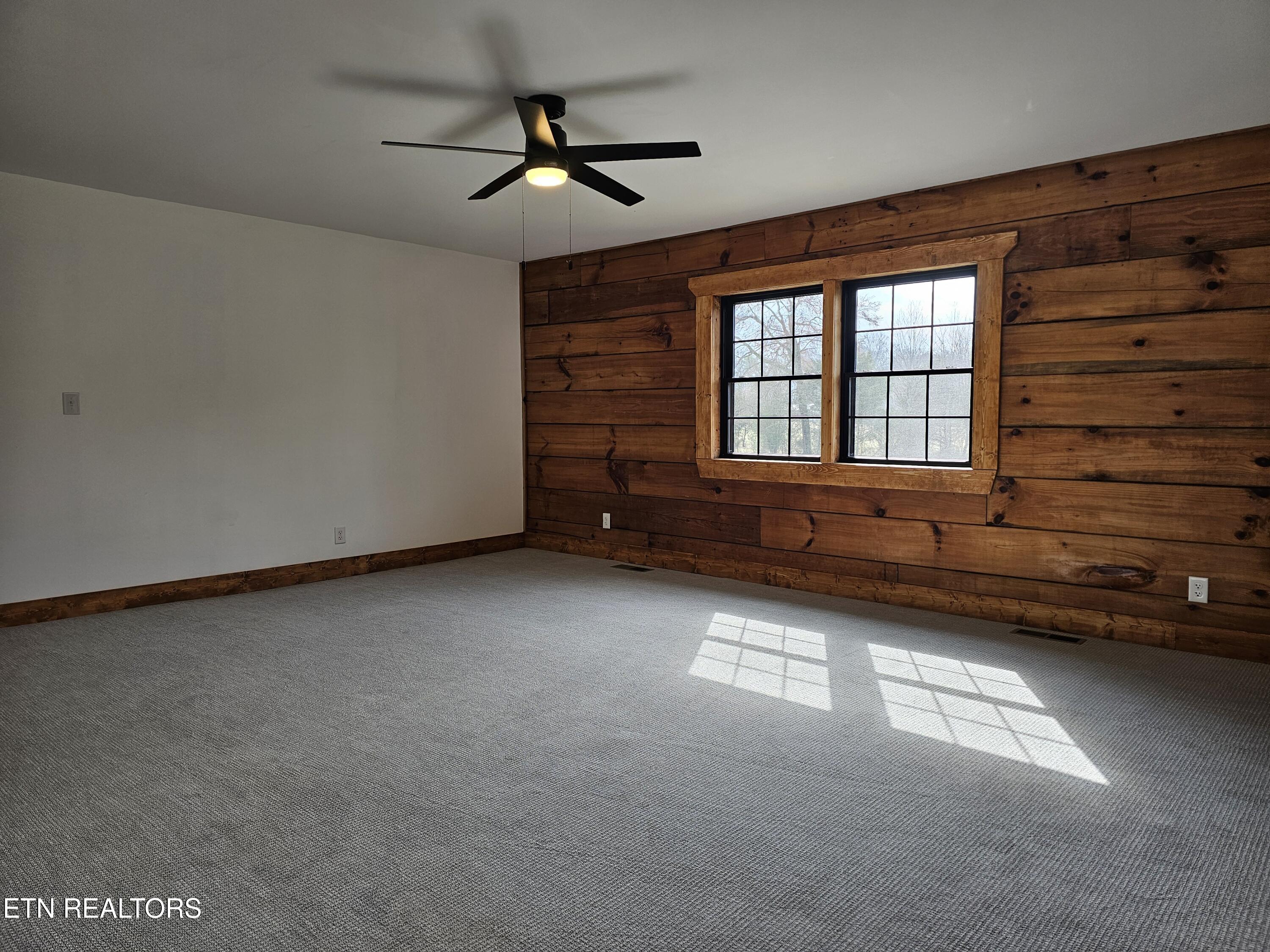 371 Plaza Drive Madisonville TN 37354