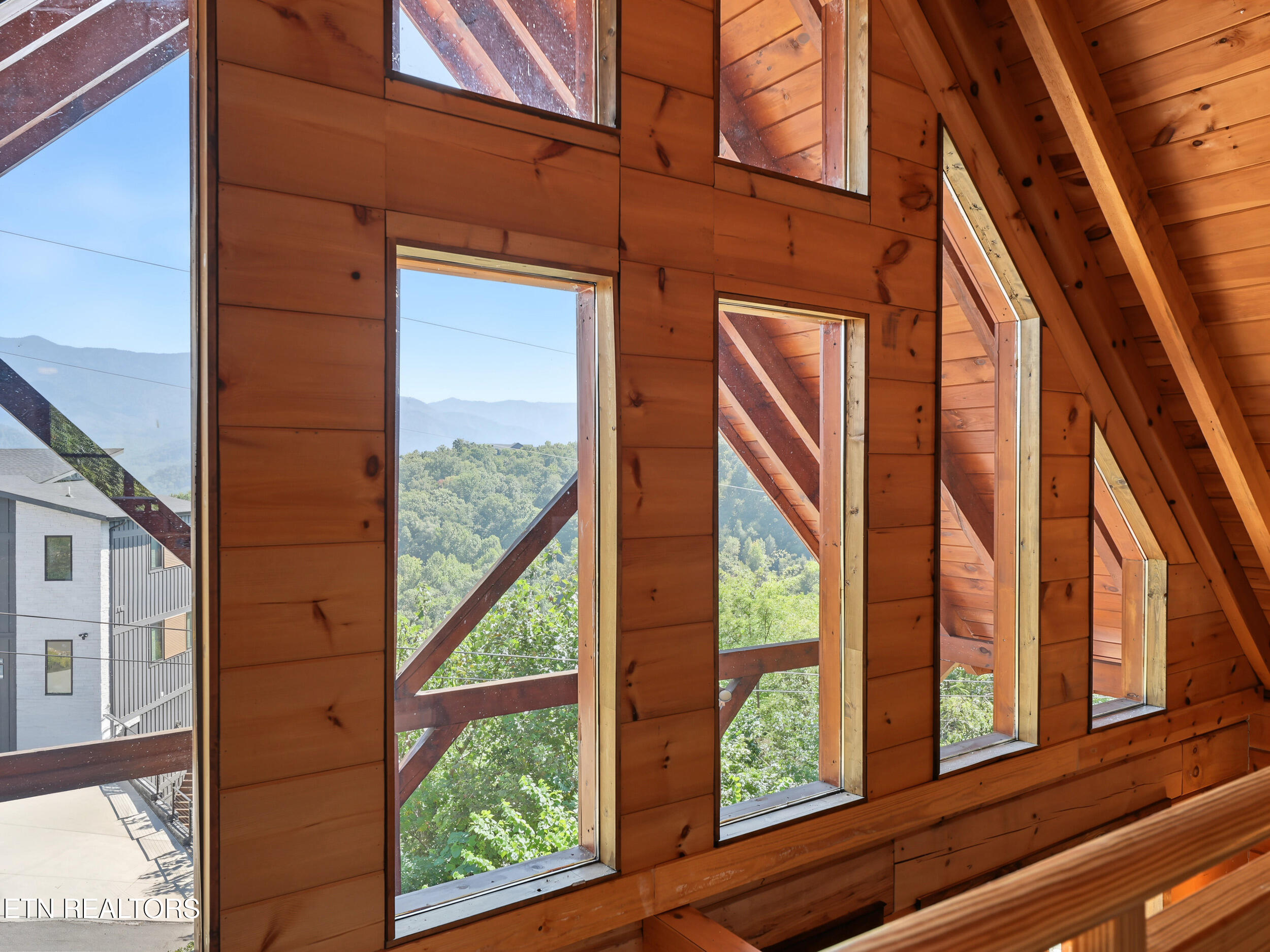 920 W Cedar Lane Gatlinburg TN 37738