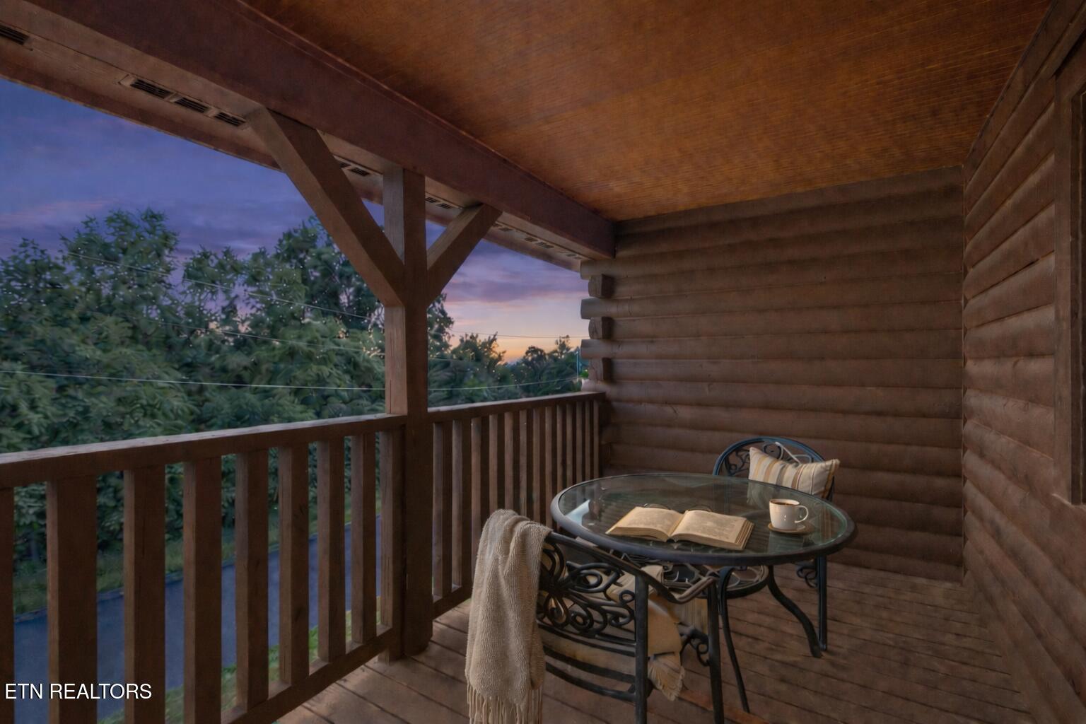 2039 Oakmont Drive Sevierville TN 37876