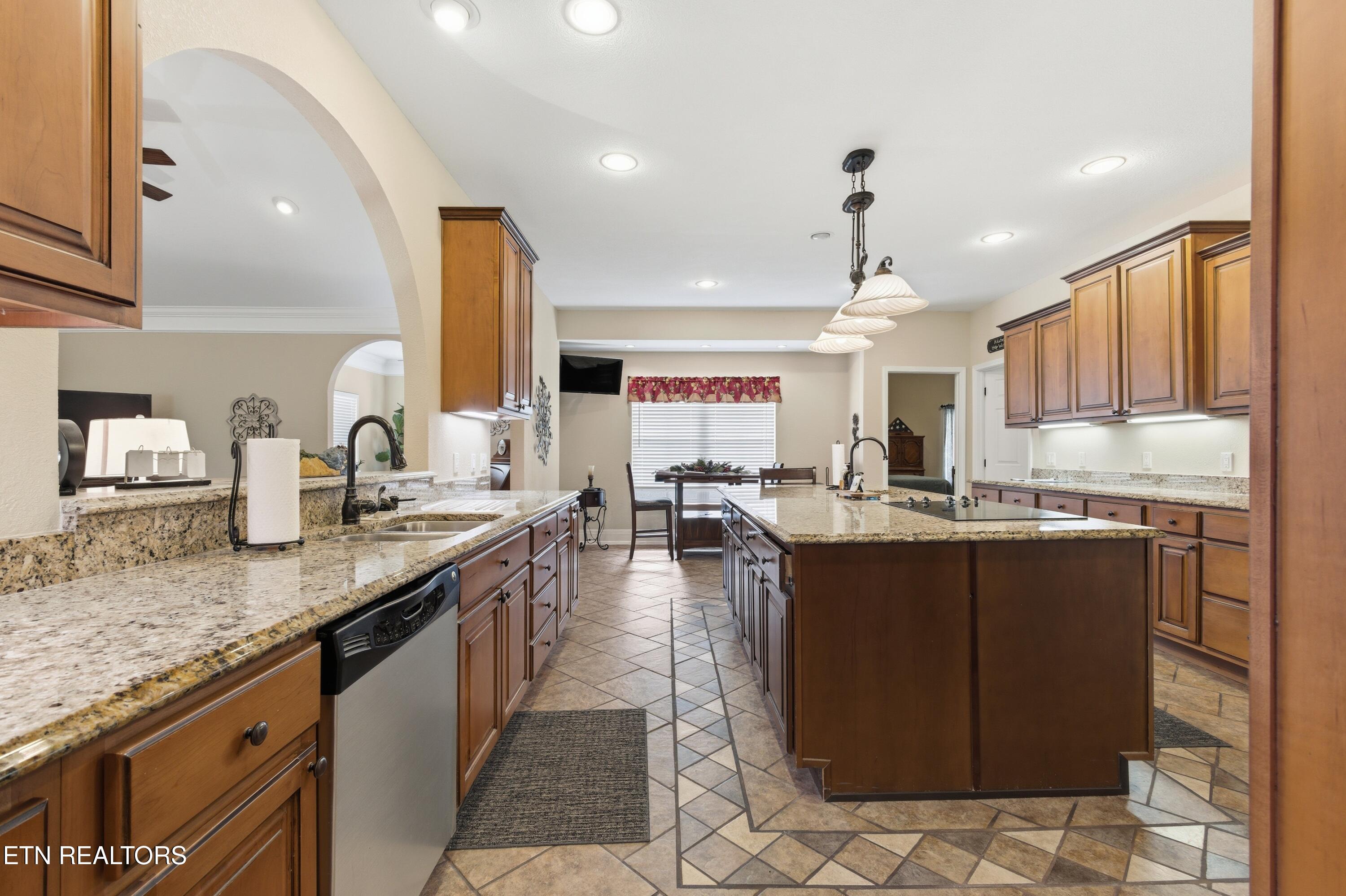 306 Constellation Lane Kodak TN 37764