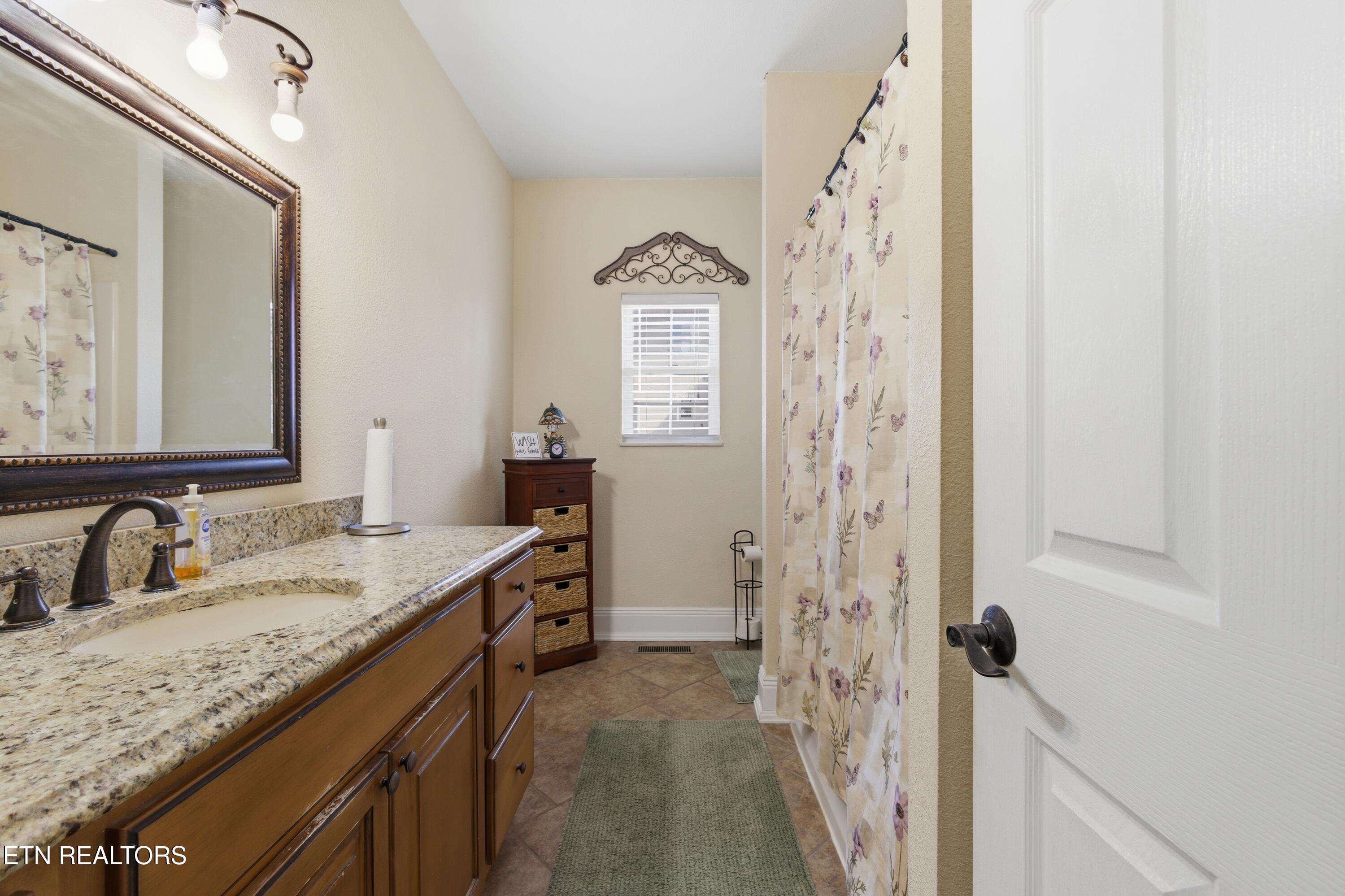 306 Constellation Lane Kodak TN 37764