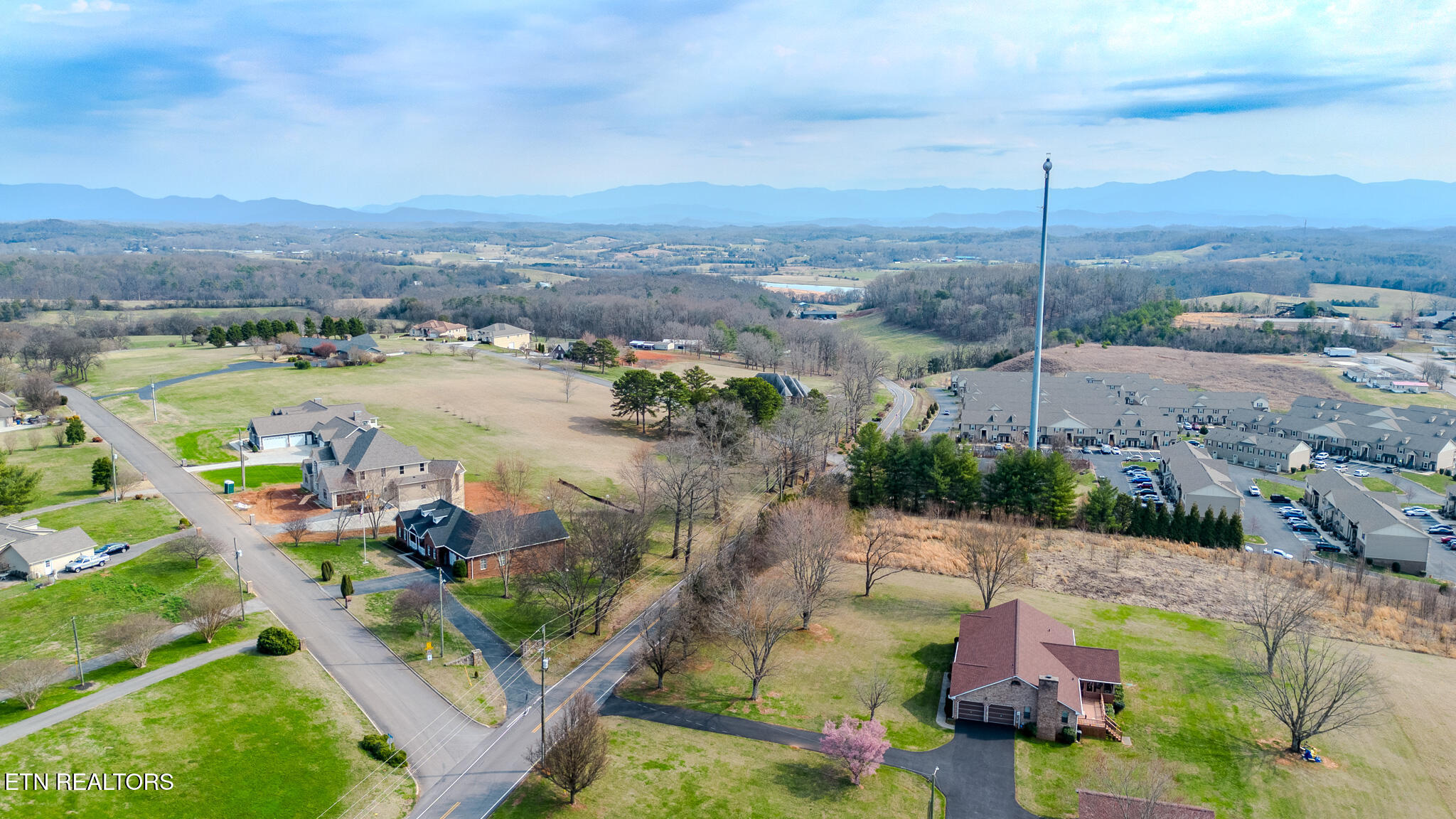 306 Constellation Lane Kodak TN 37764