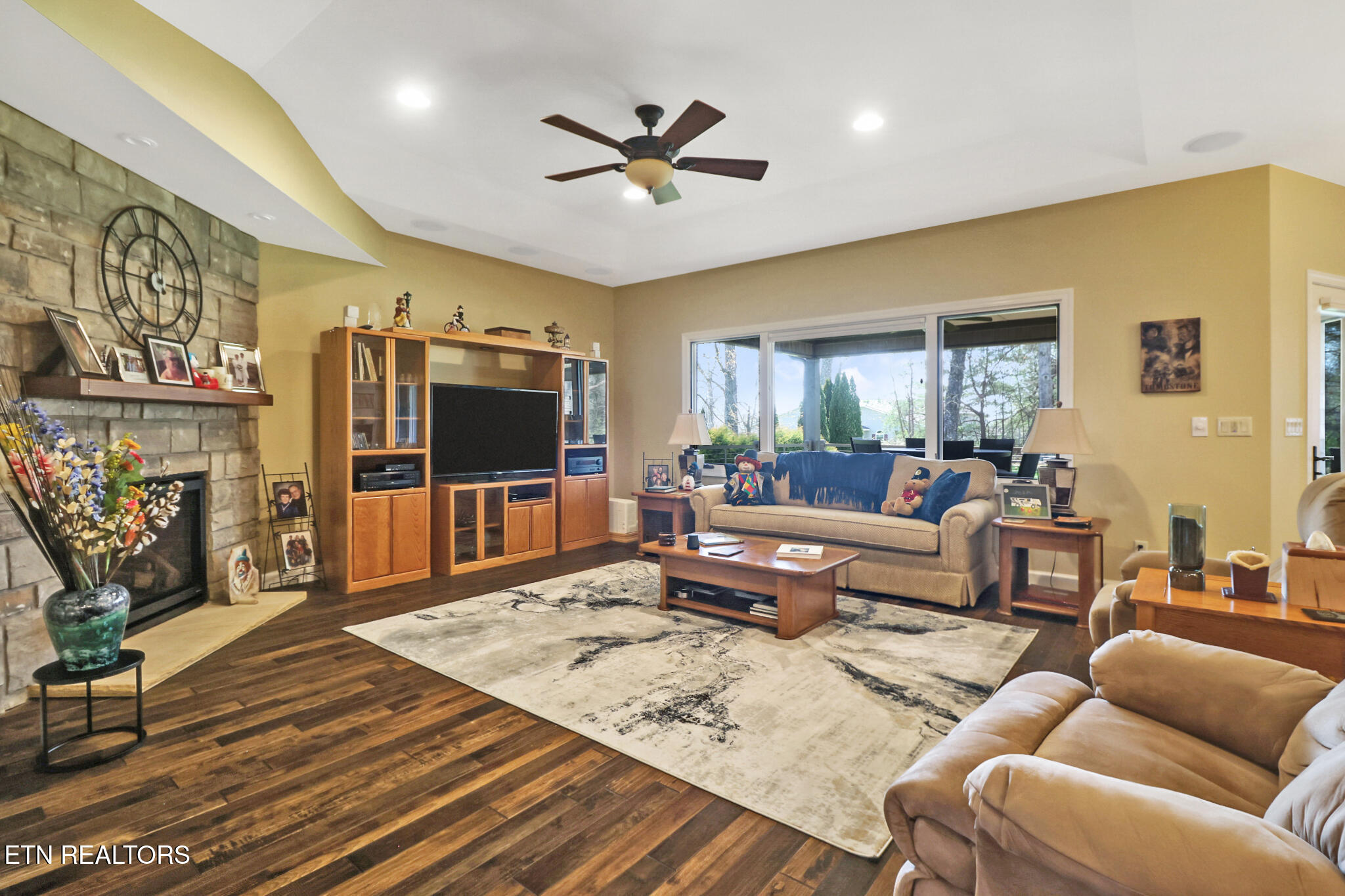 43 Red Oak Drive Crossville TN 38555