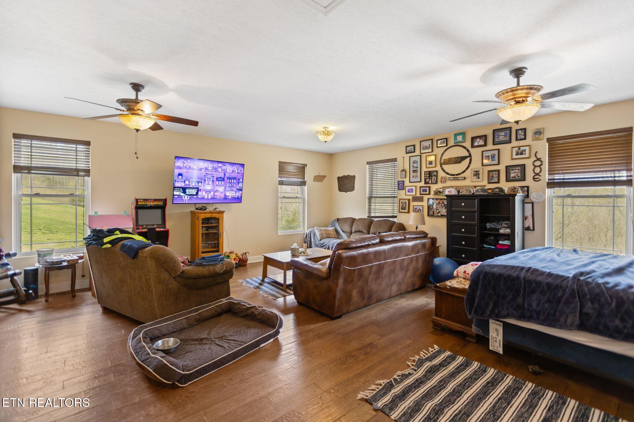 741 Clinch Valley Road Powder Springs TN 37848