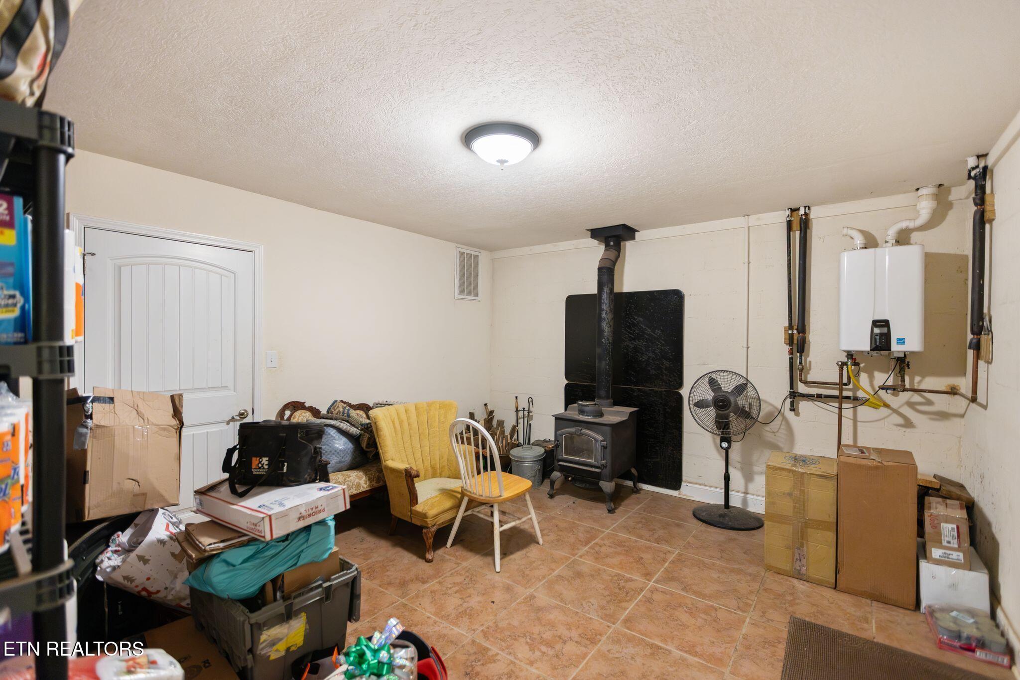 741 Clinch Valley Road Powder Springs TN 37848