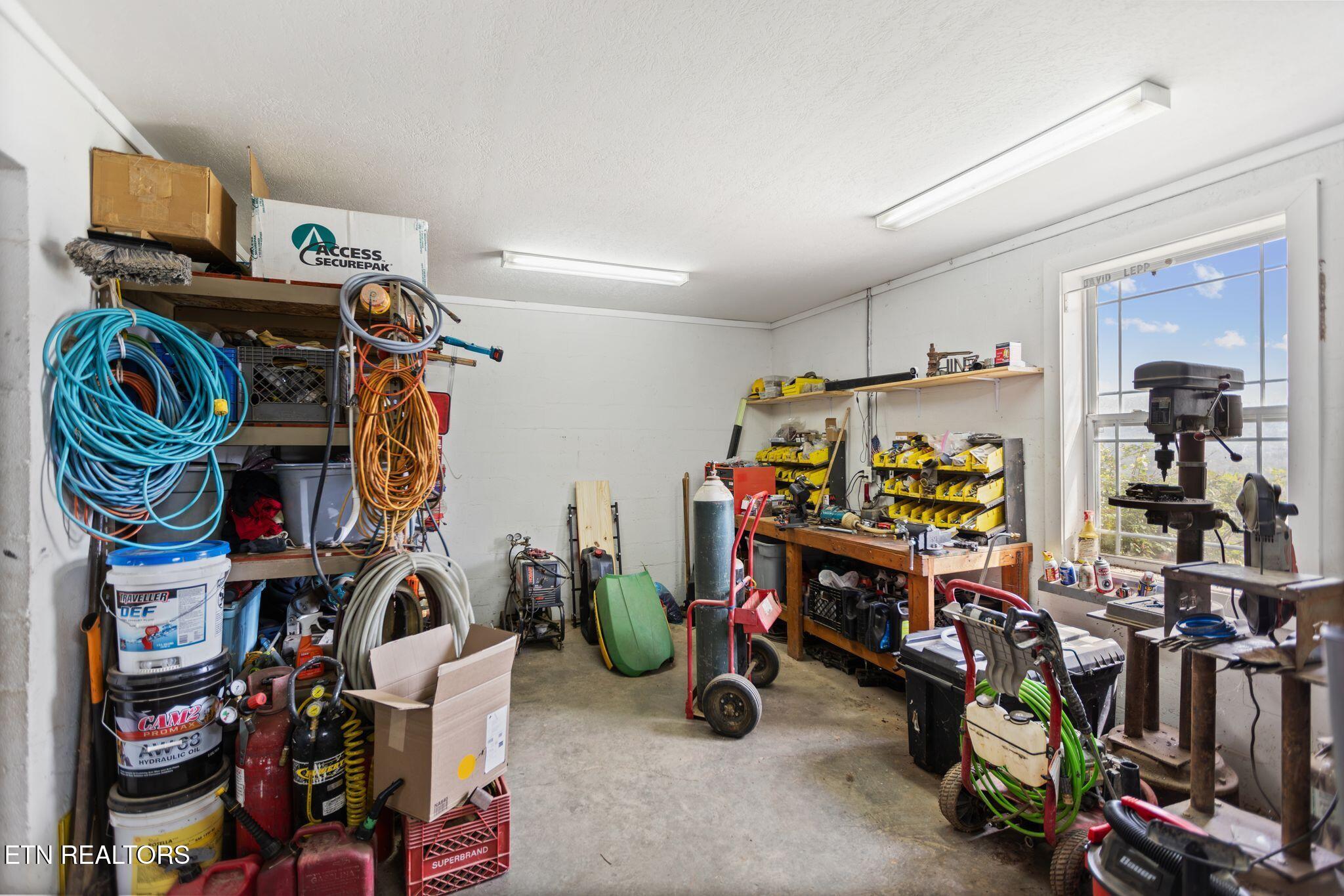 741 Clinch Valley Road Powder Springs TN 37848