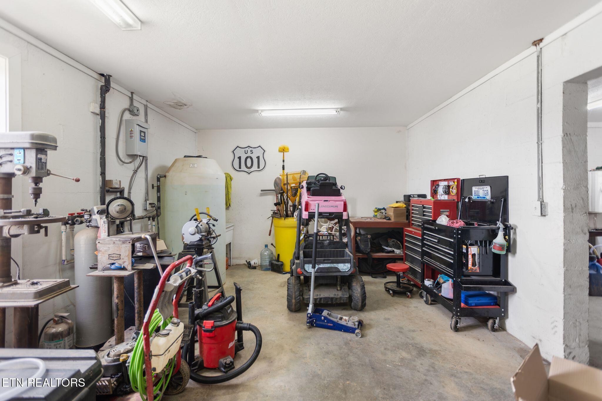 741 Clinch Valley Road Powder Springs TN 37848