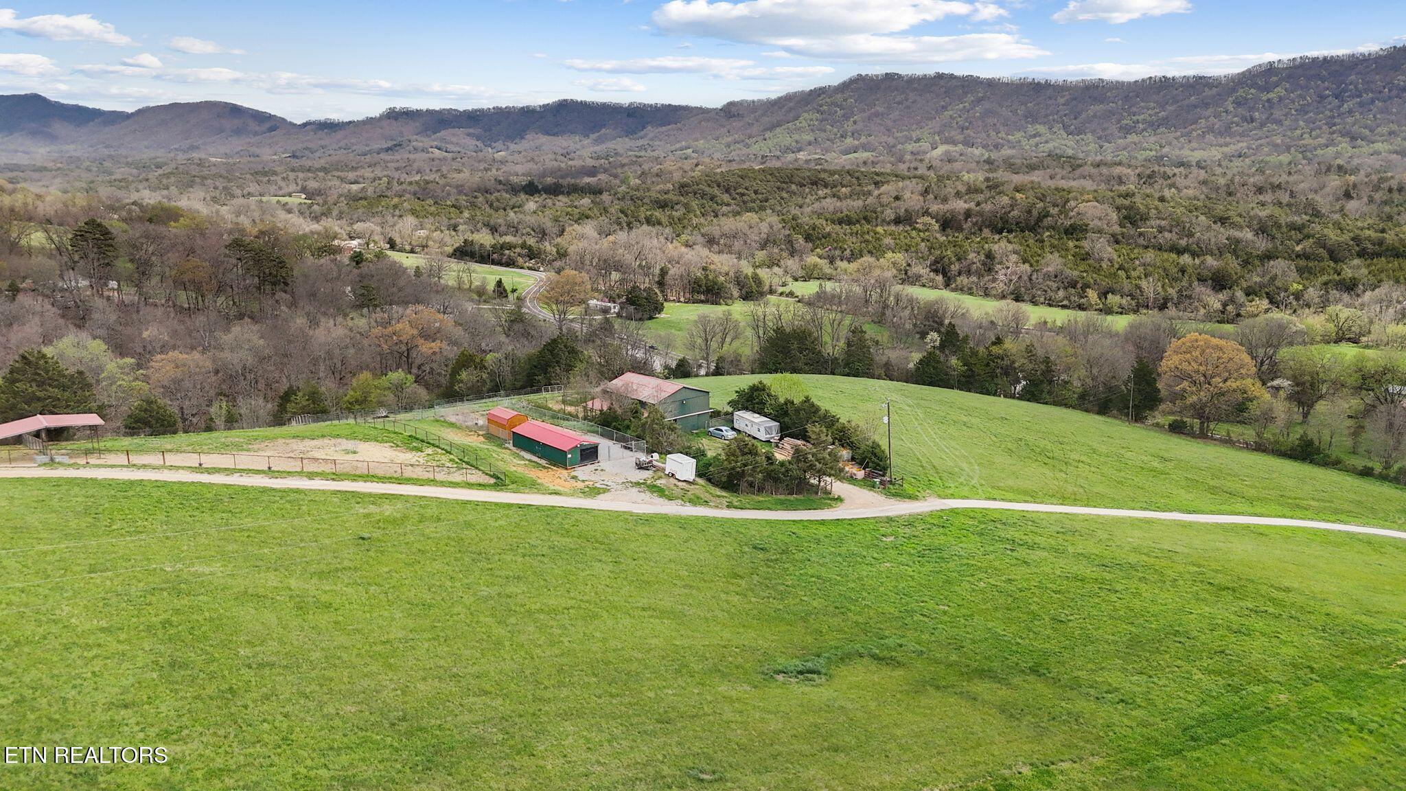 741 Clinch Valley Road Powder Springs TN 37848