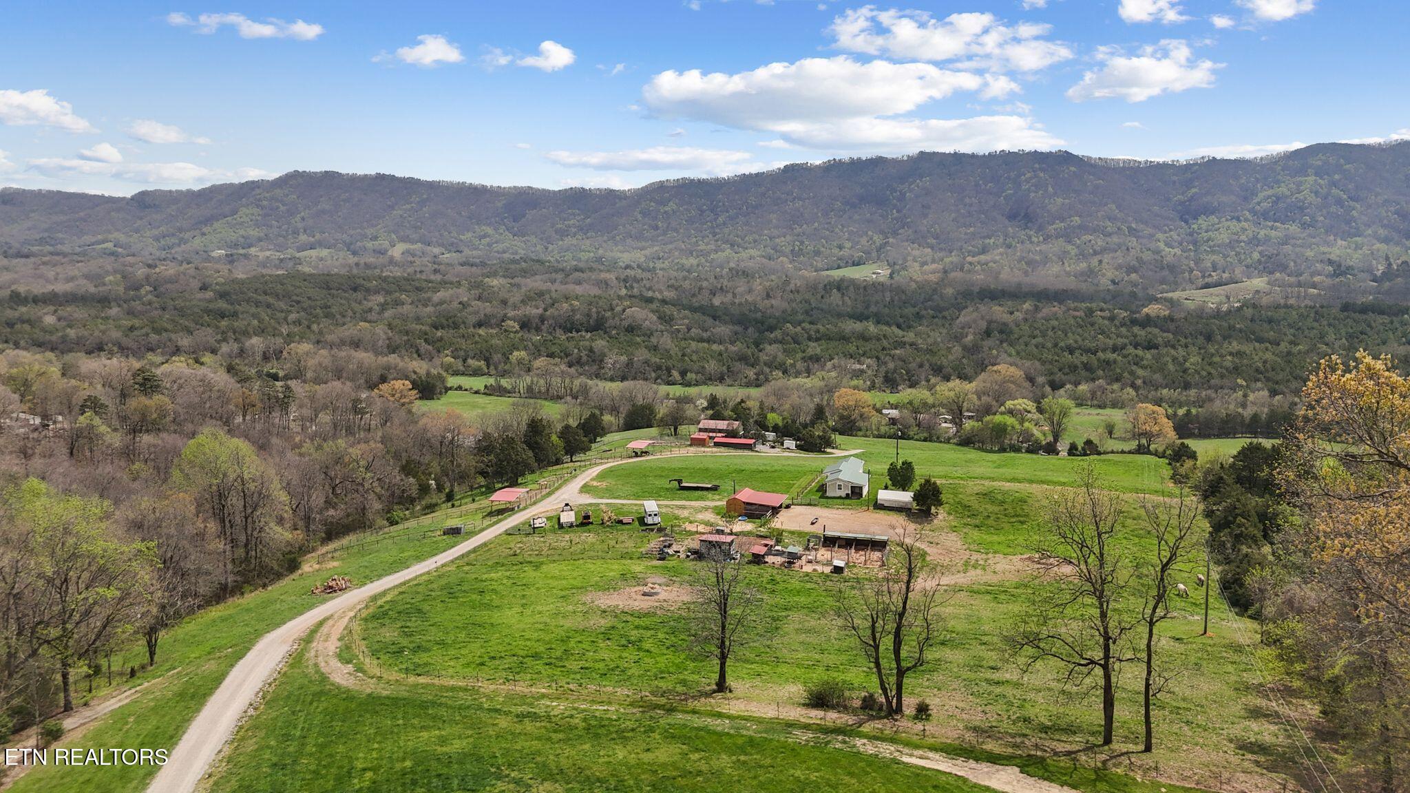 741 Clinch Valley Road Powder Springs TN 37848