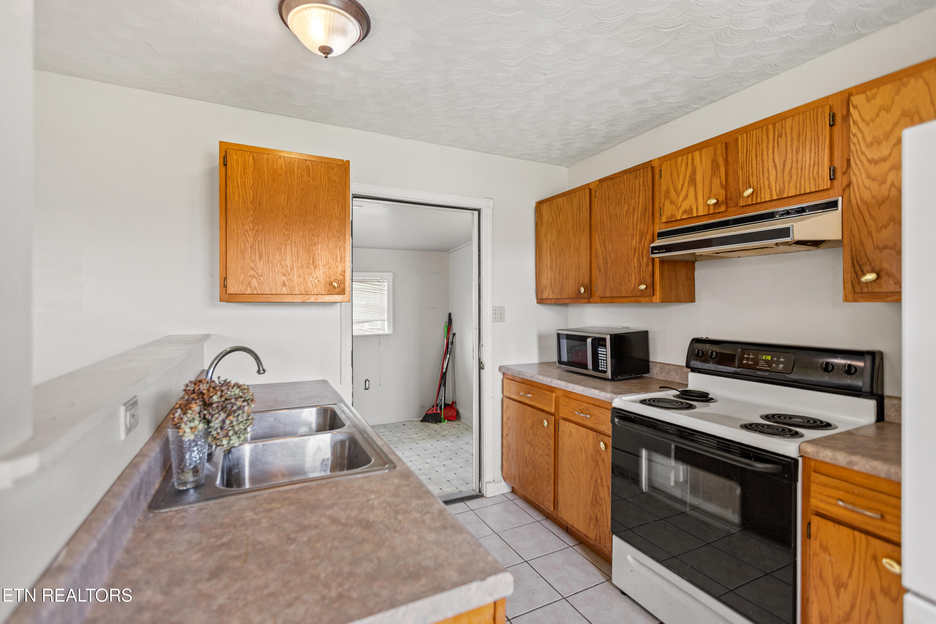 741 Clinch Valley Road Powder Springs TN 37848