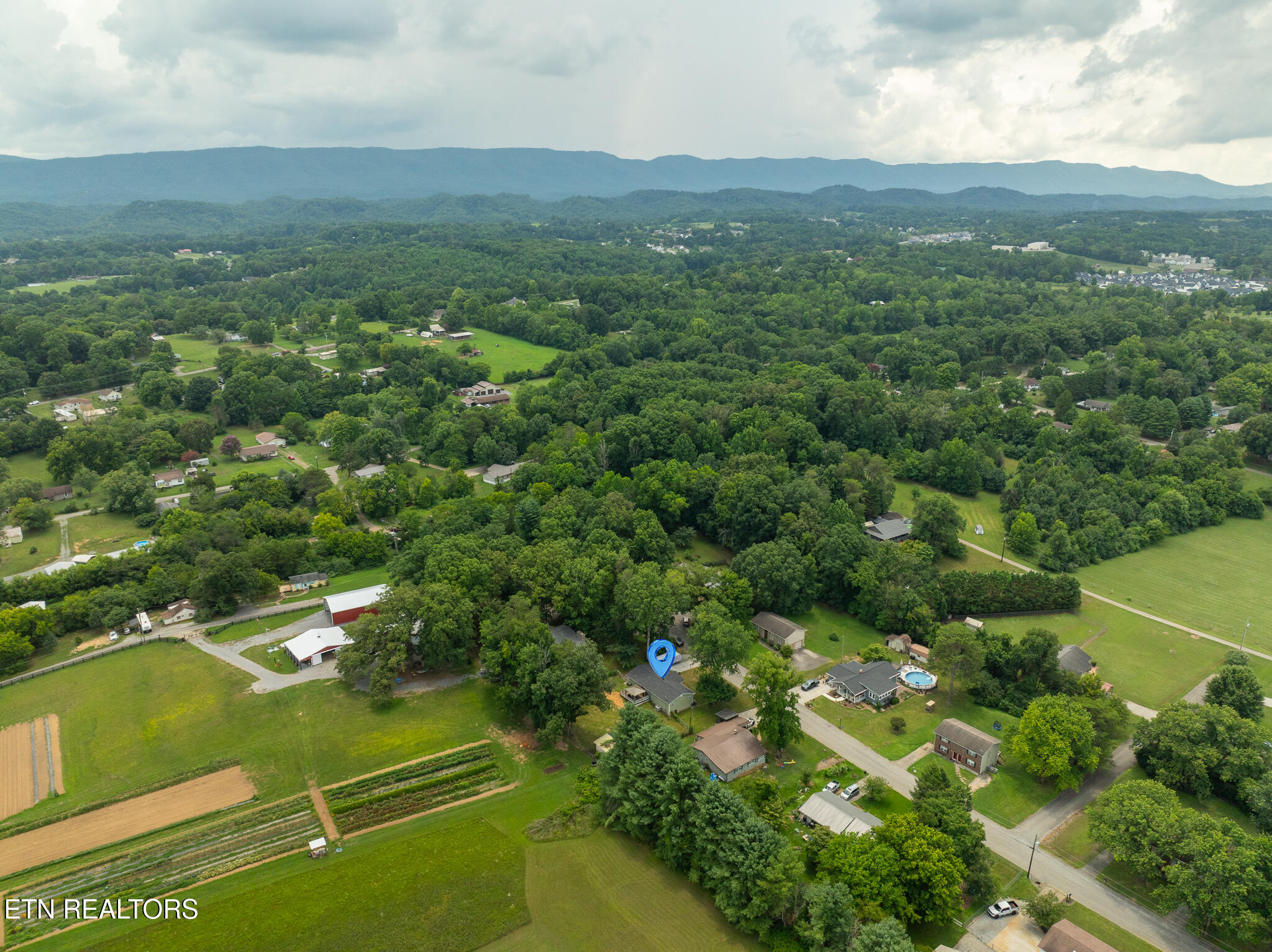 2360 Pinewood Drive Maryville TN 37803