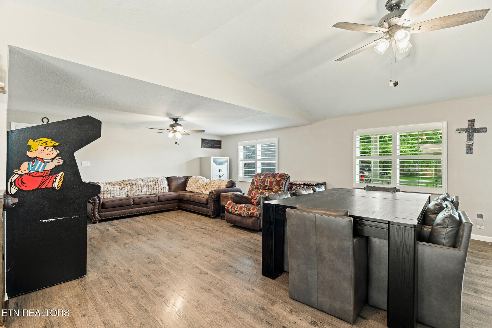 2360 Pinewood Drive Maryville TN 37803