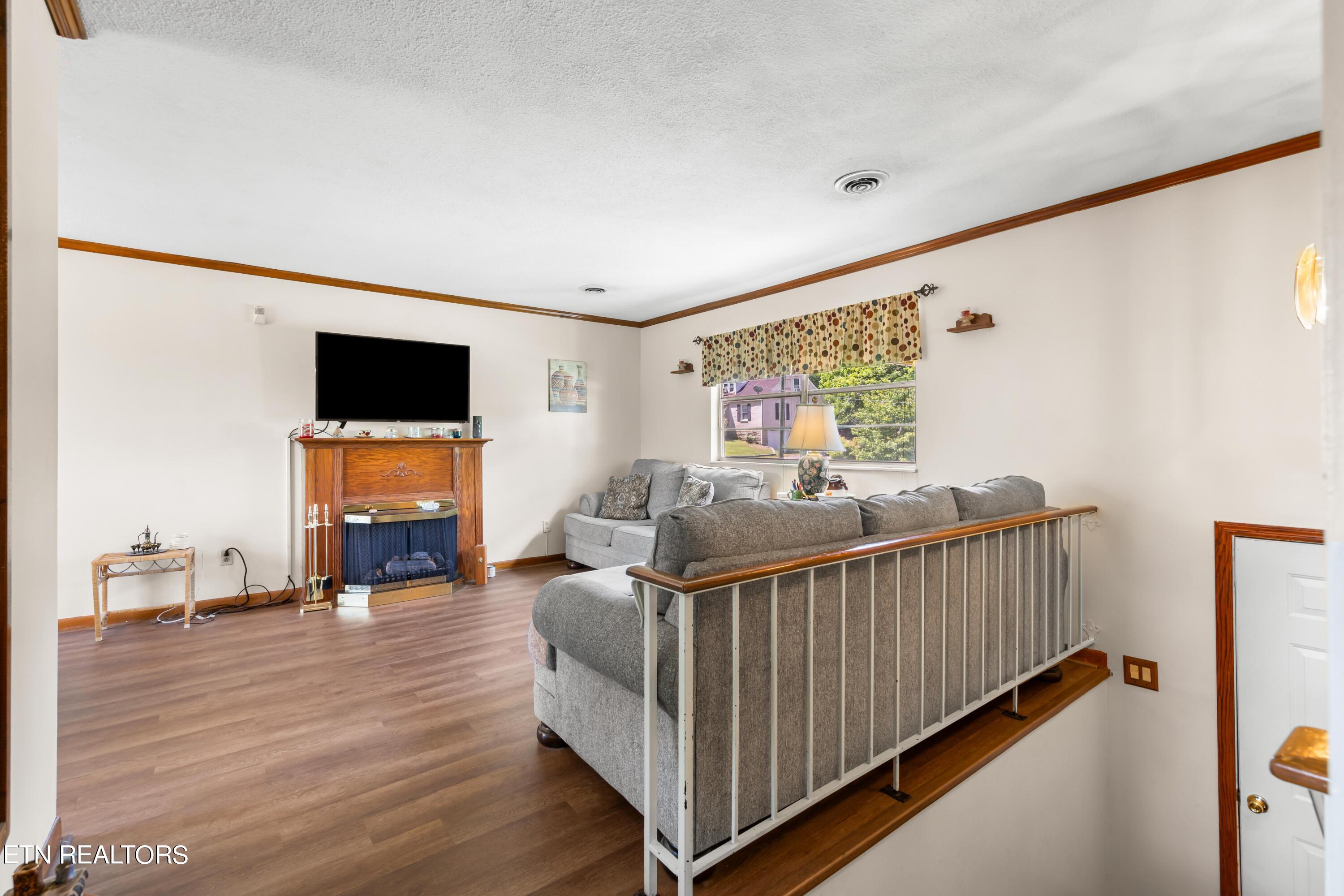 108 Holston Court Knoxville TN 37914