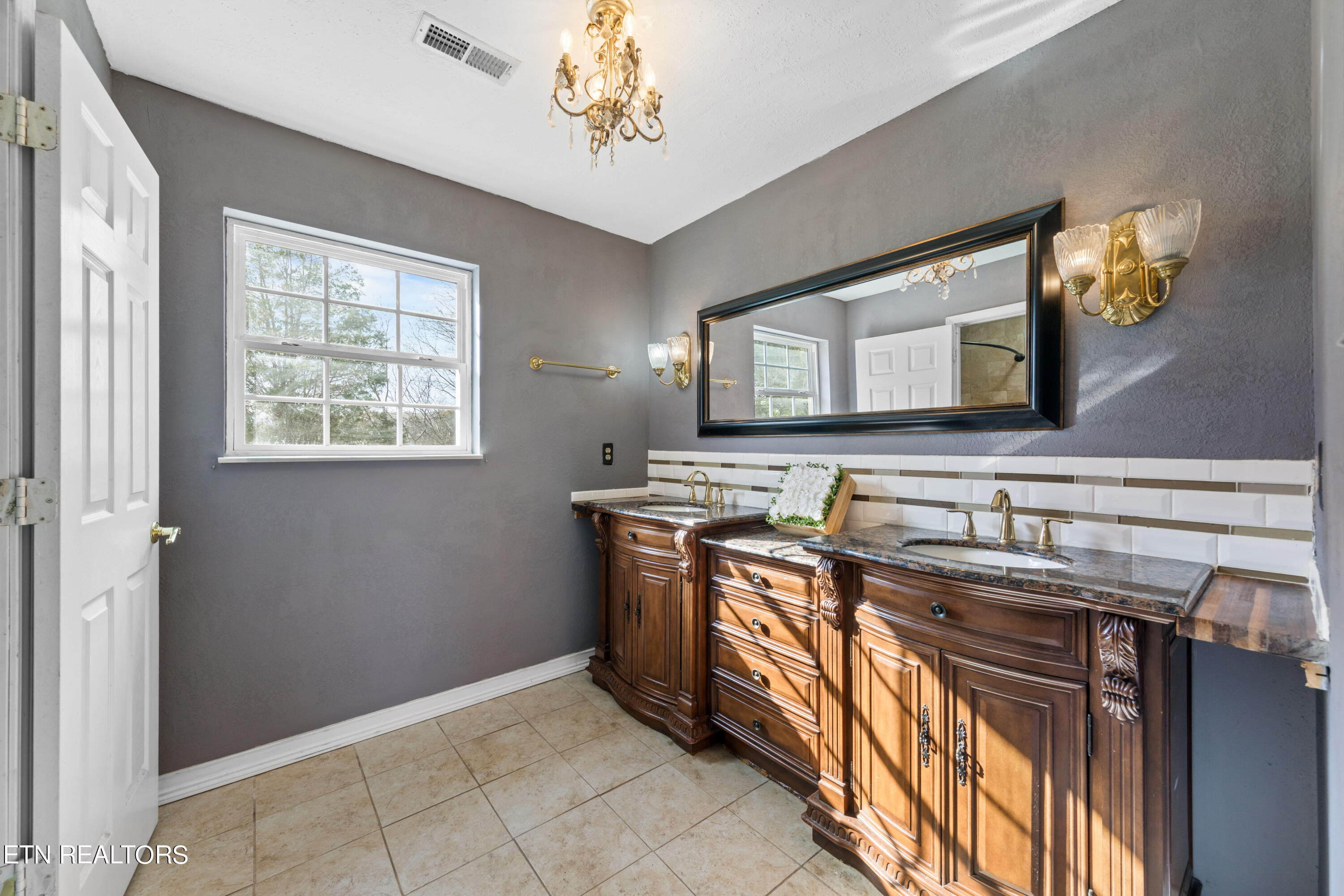 1001 High Springs Road Knoxville TN 37932
