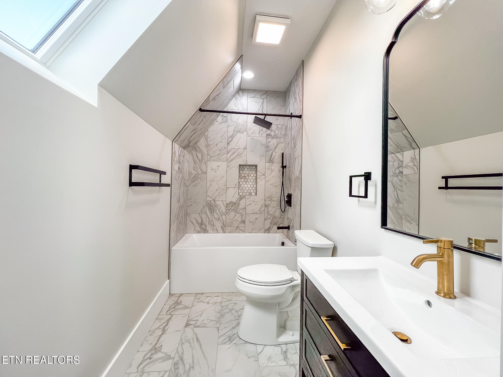 362 Kahite Trail Vonore TN 37885