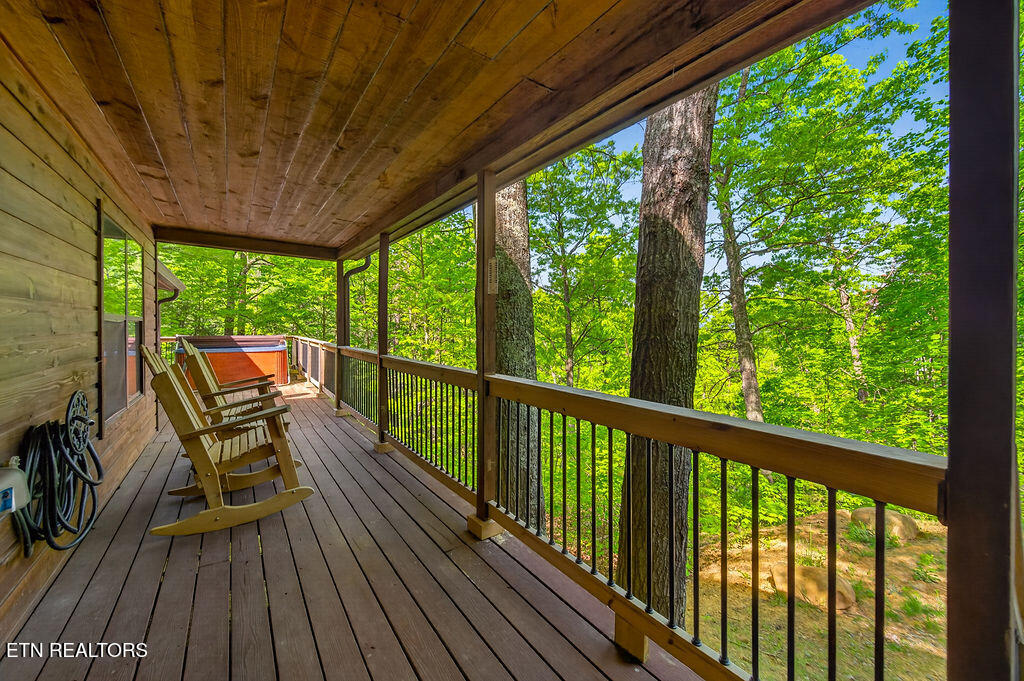 3430 Bear Mountain Lane Sevierville TN 37876