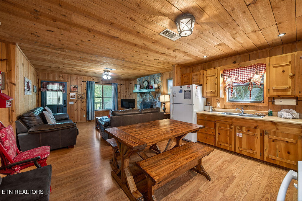 3430 Bear Mountain Lane Sevierville TN 37876