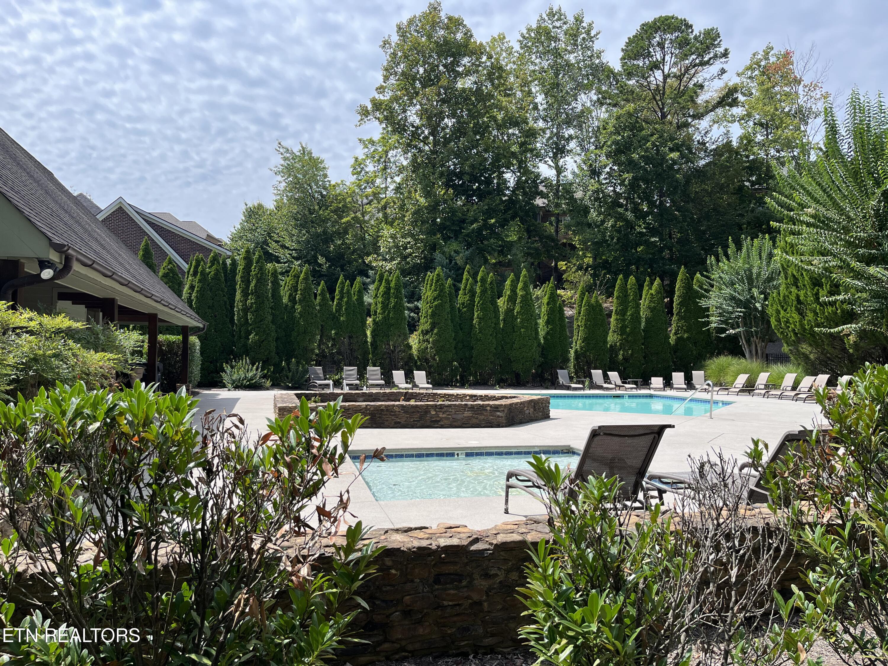 716 Bent Ridge Lane Knoxville TN 37922