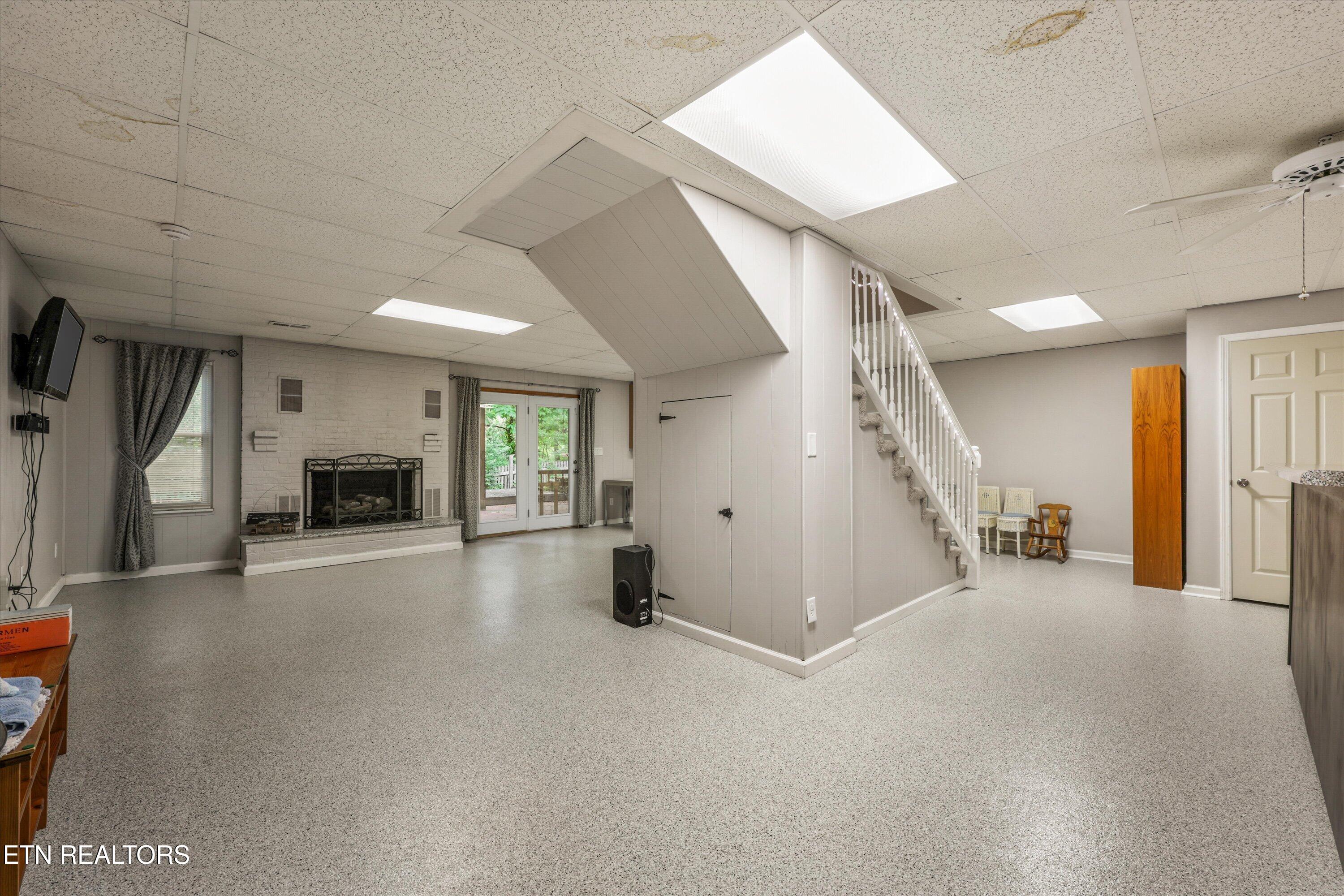 4420 Edgewood Road Louisville TN 37777