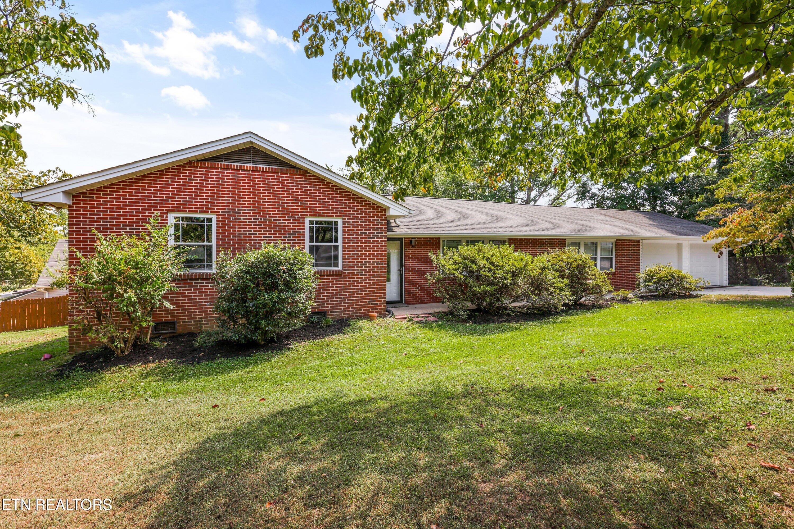 4418 NE Garden Knoxville TN 37918