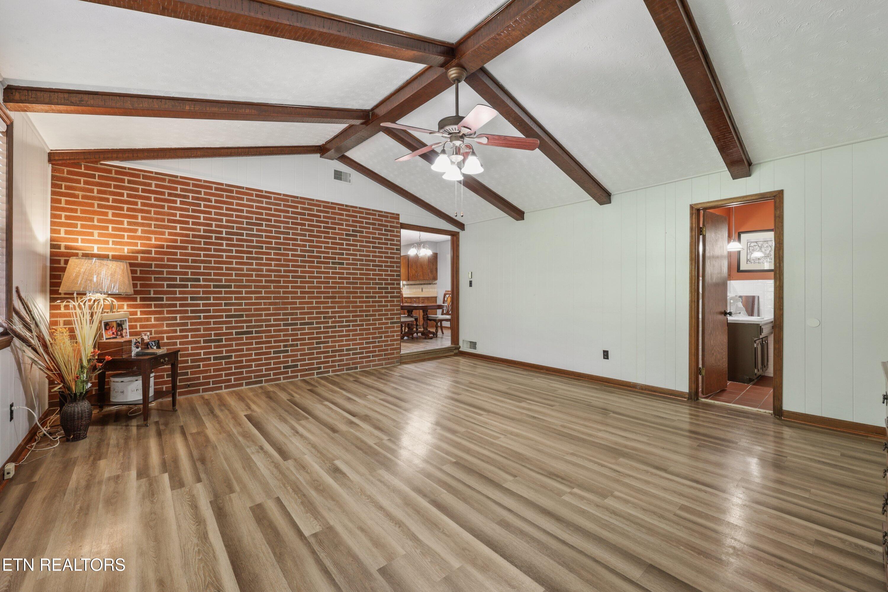 4418 NE Garden Knoxville TN 37918