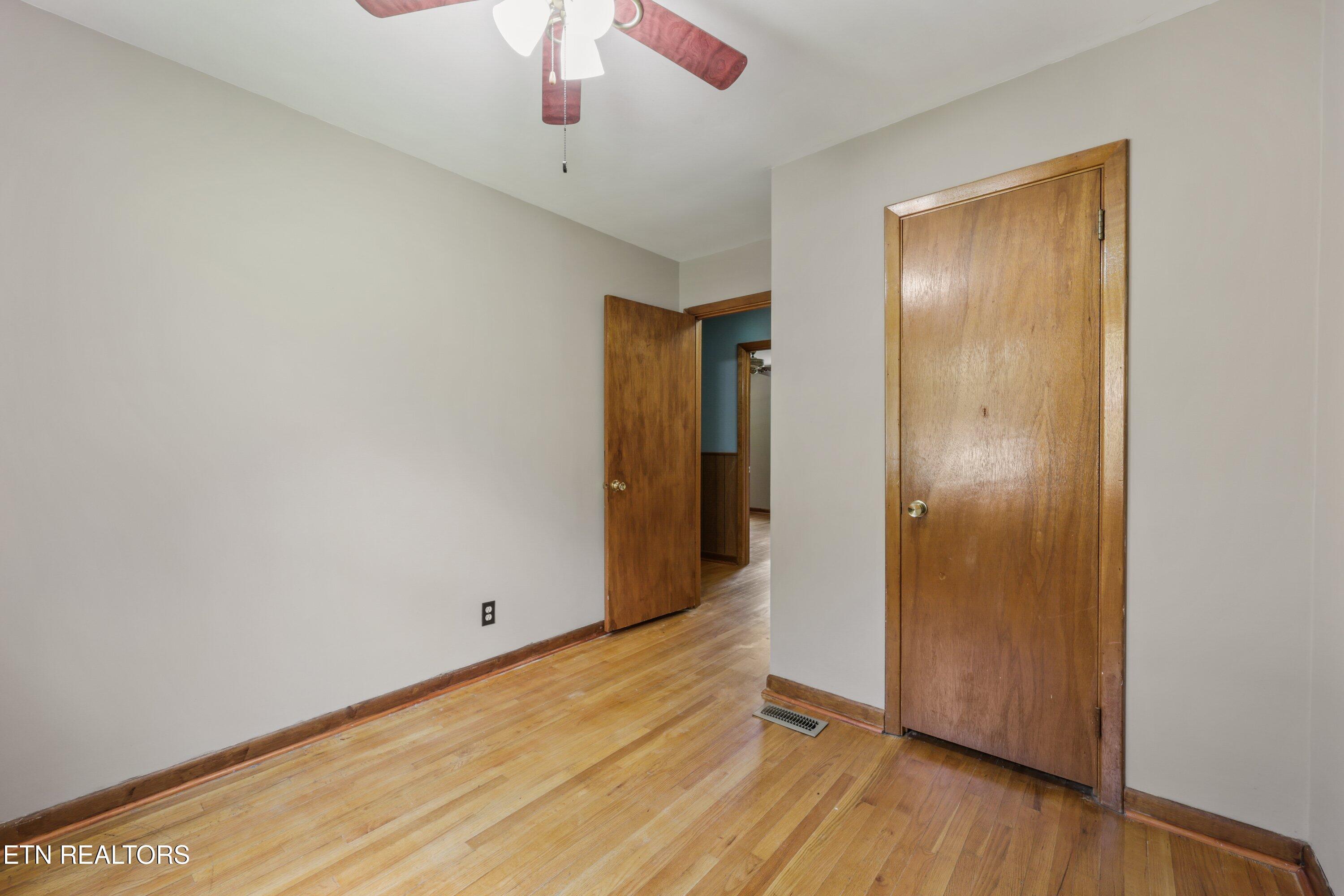 4418 NE Garden Knoxville TN 37918