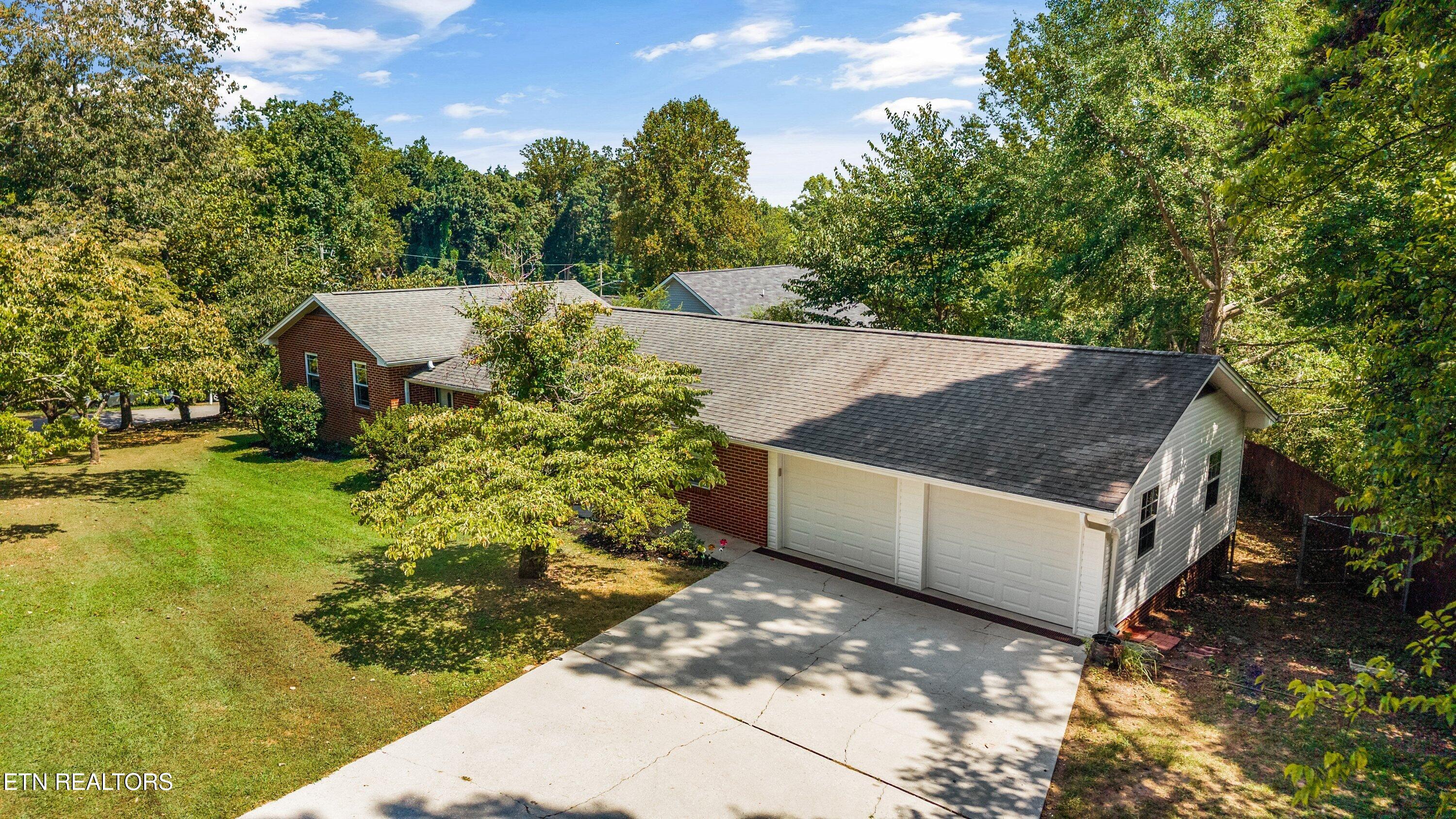 4418 NE Garden Knoxville TN 37918