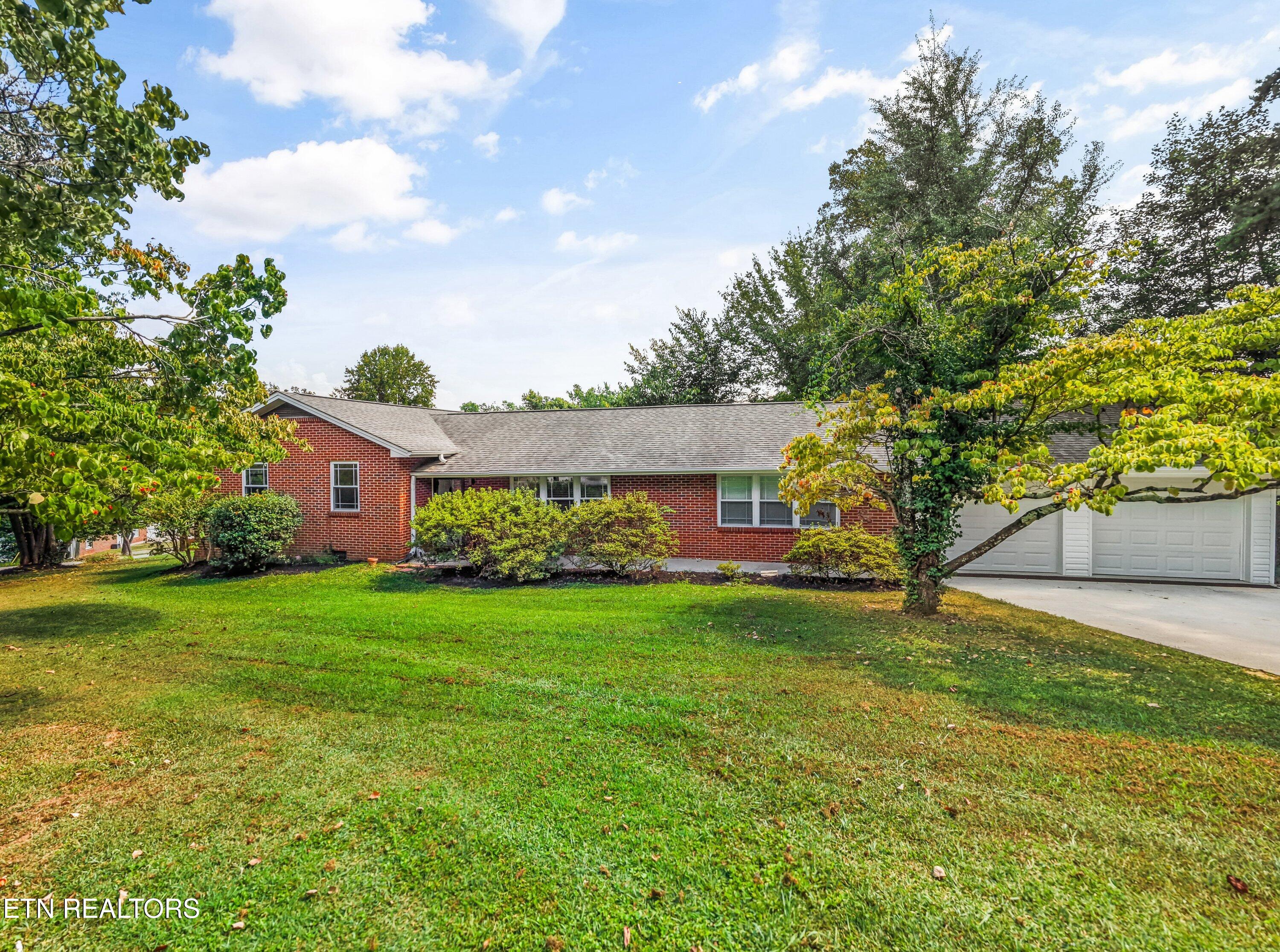 4418 NE Garden Knoxville TN 37918