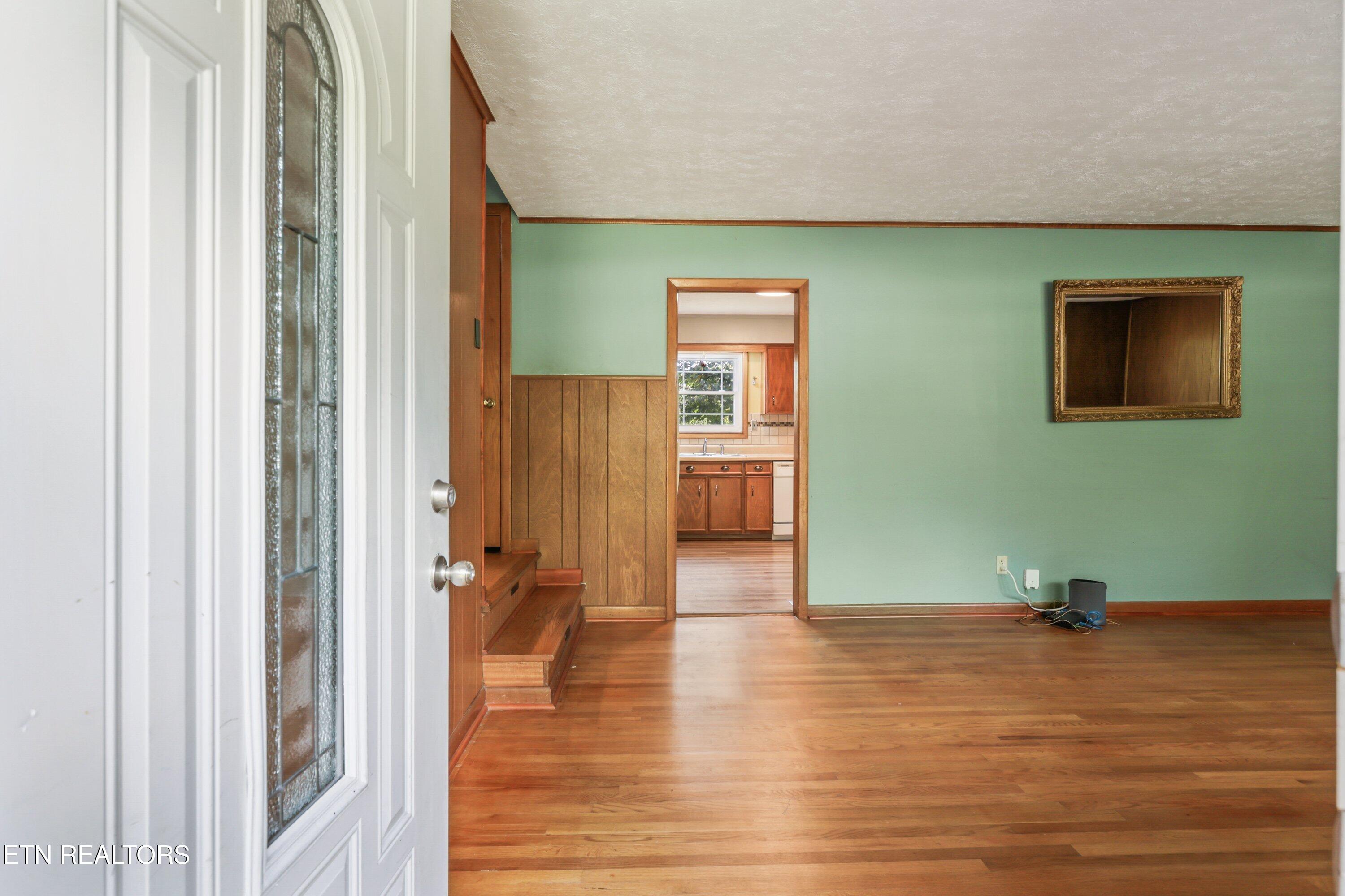 4418 NE Garden Knoxville TN 37918