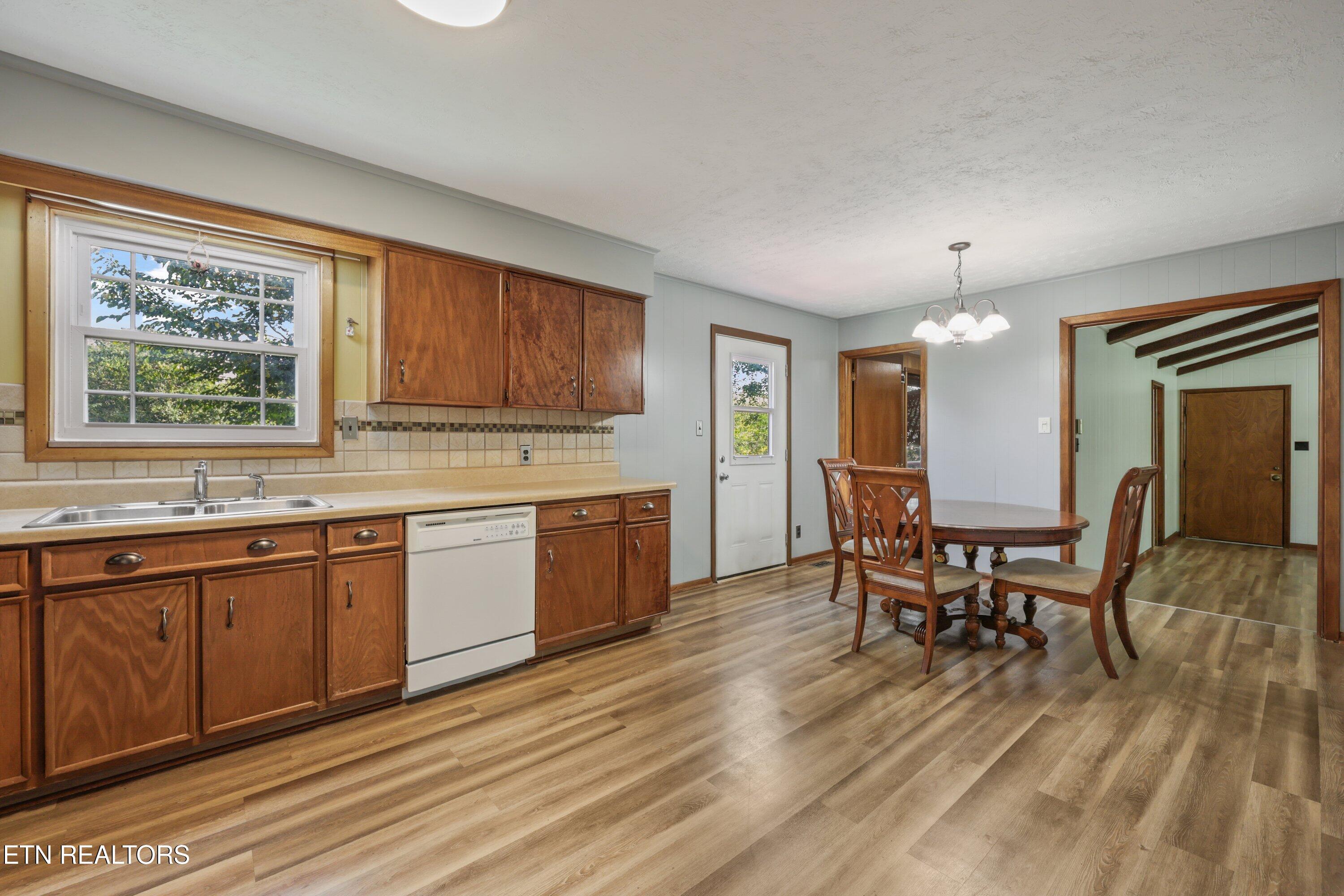 4418 NE Garden Knoxville TN 37918