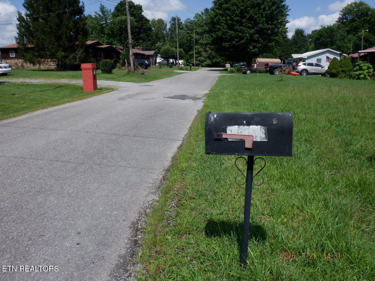 1713 Andy Lane Monterey TN 38574