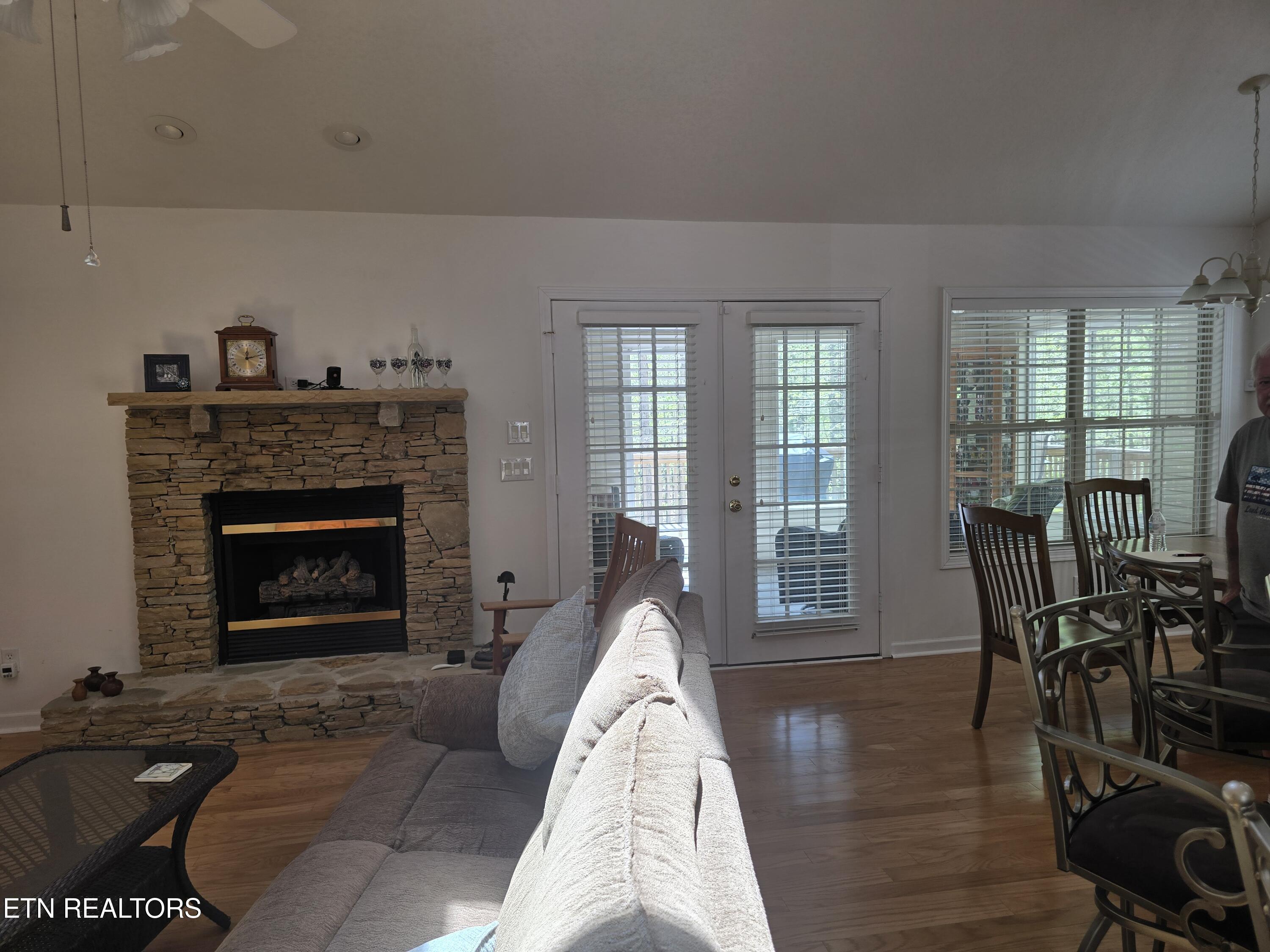 106 Lafayette Point Crossville TN 38558