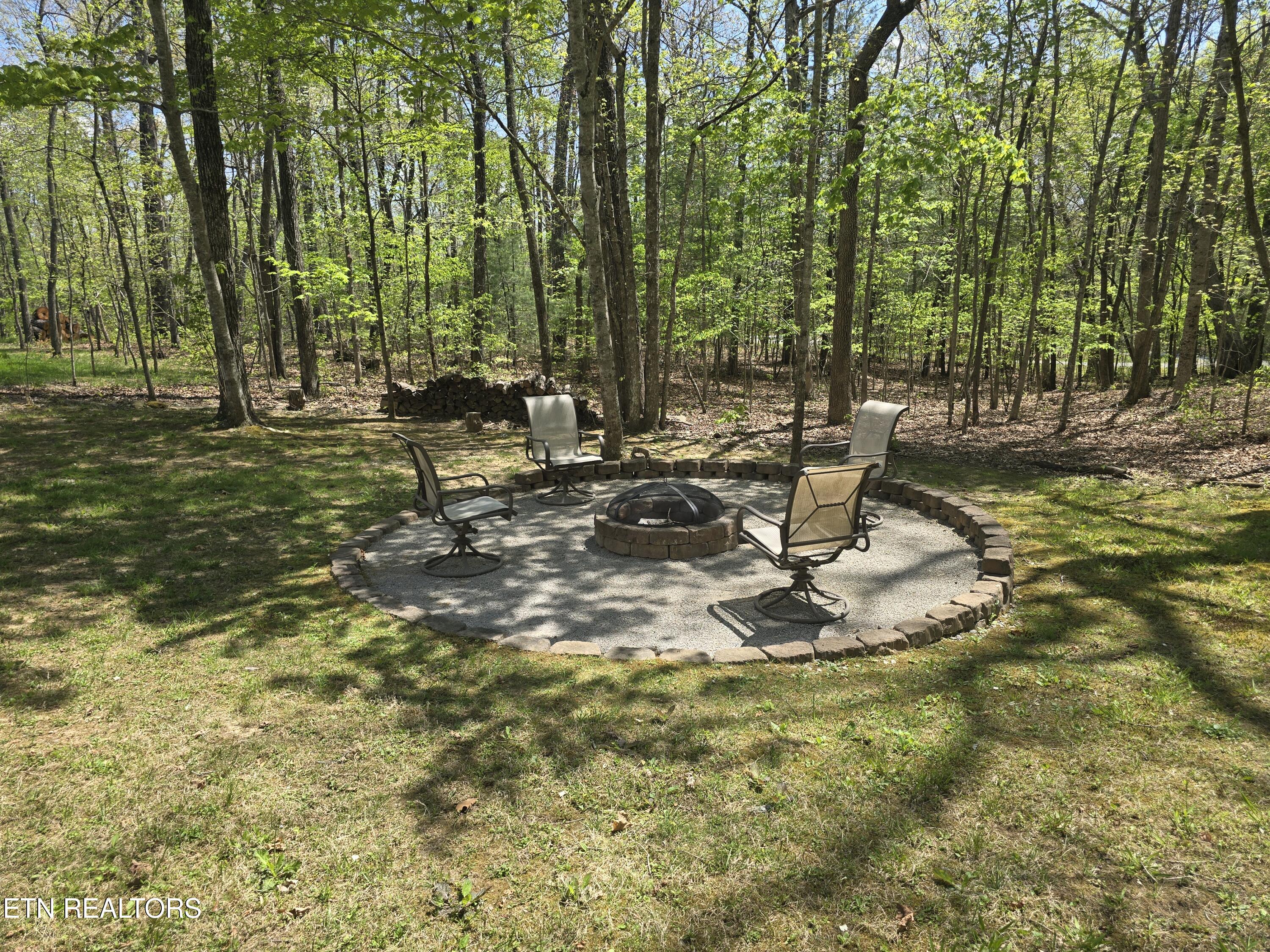 106 Lafayette Point Crossville TN 38558