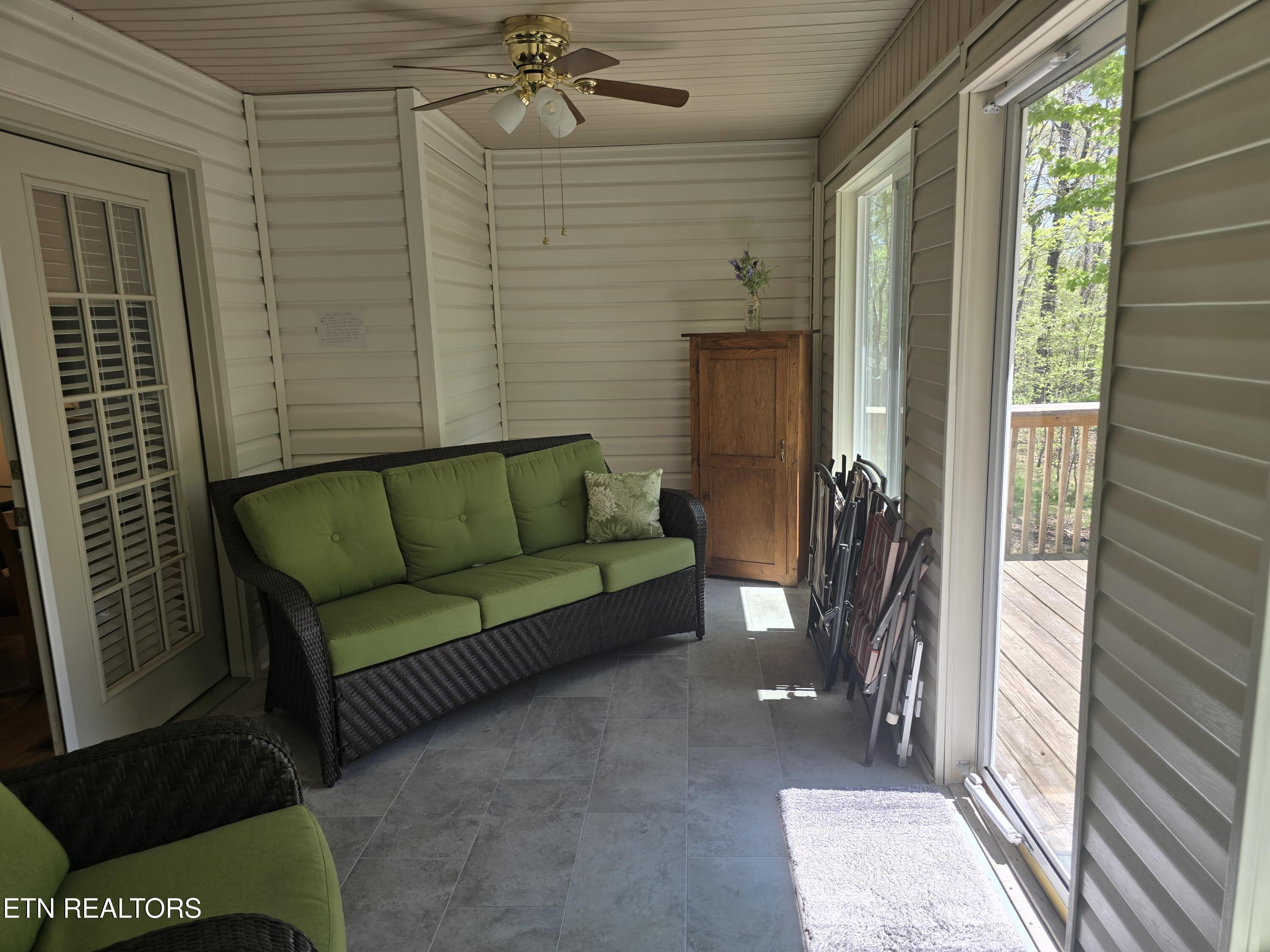 106 Lafayette Point Crossville TN 38558