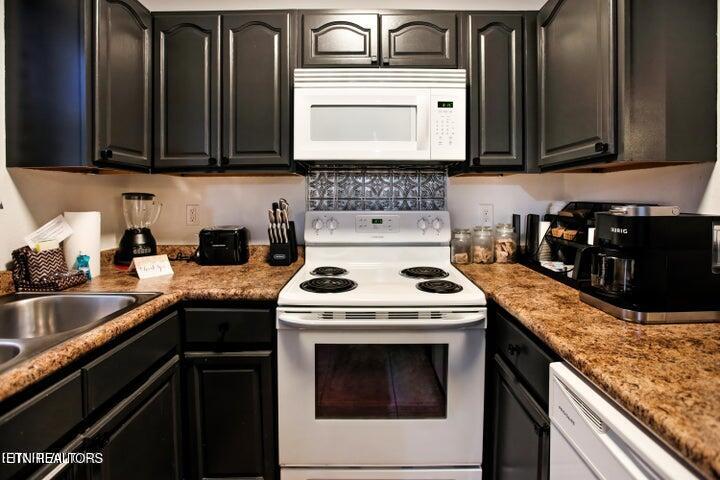 1709 Willow Trace Court Sevierville TN 37862