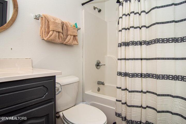 1709 Willow Trace Court Sevierville TN 37862