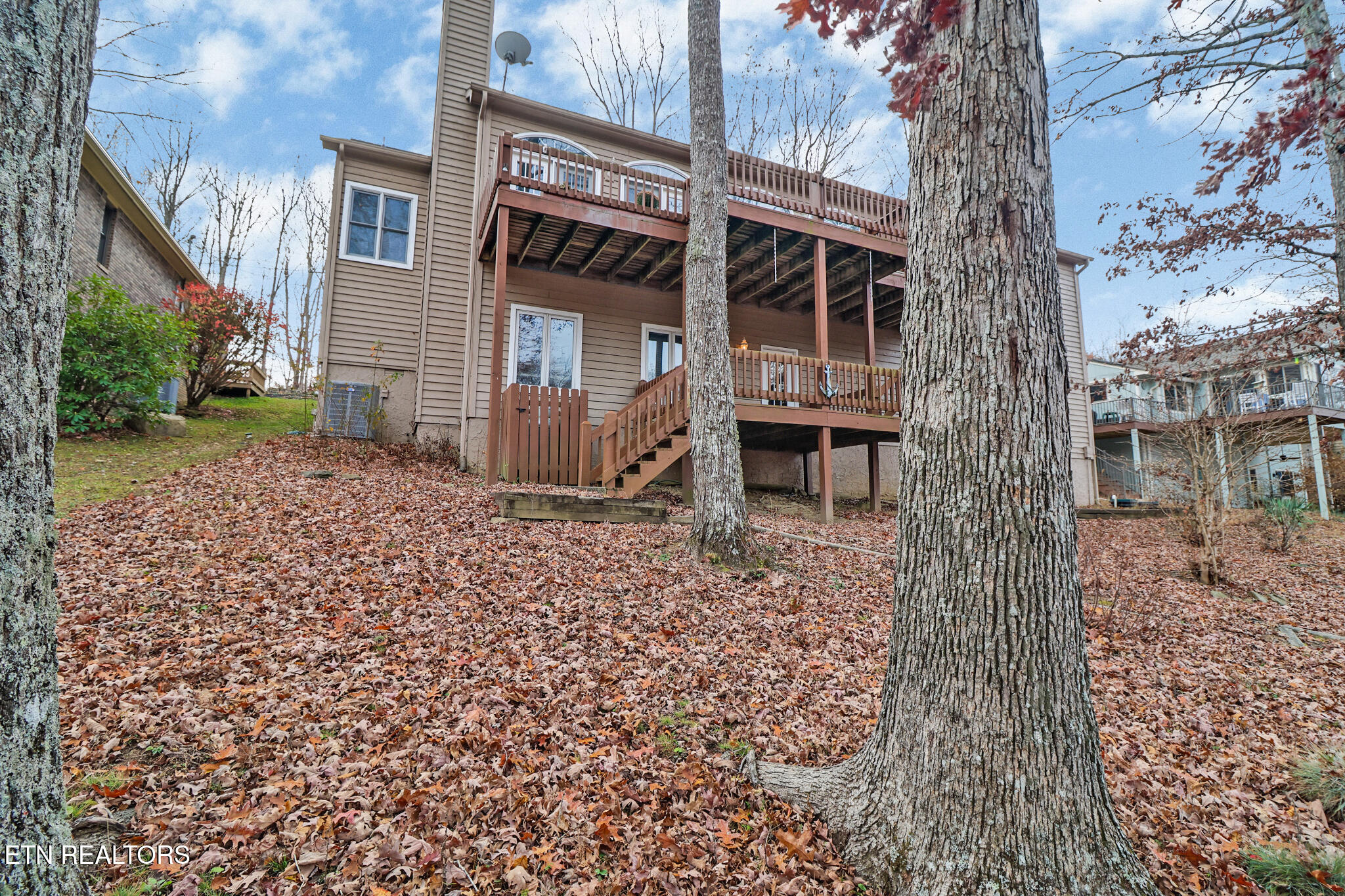 129 Shore Lane Crossville TN 38558