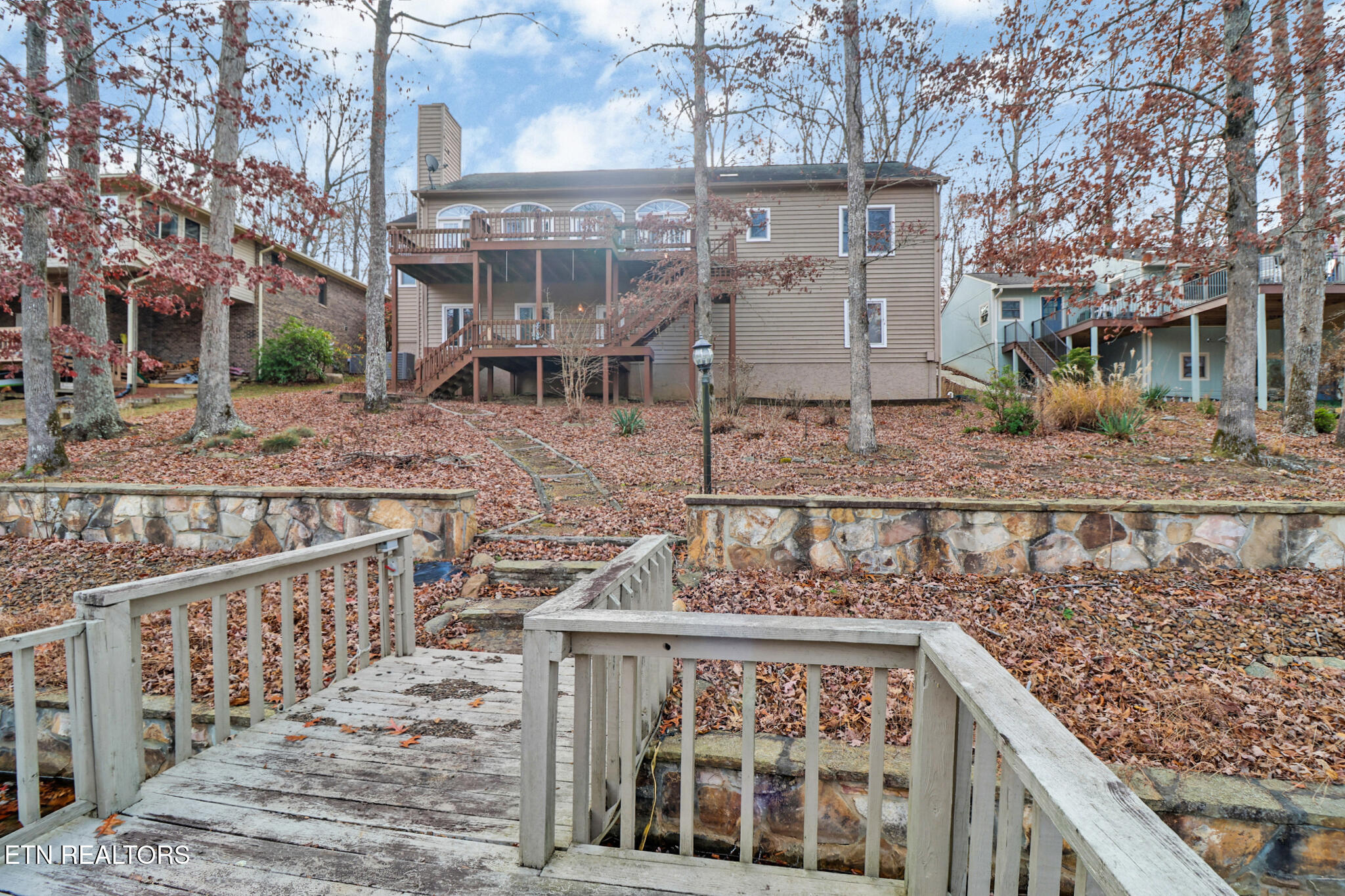 129 Shore Lane Crossville TN 38558