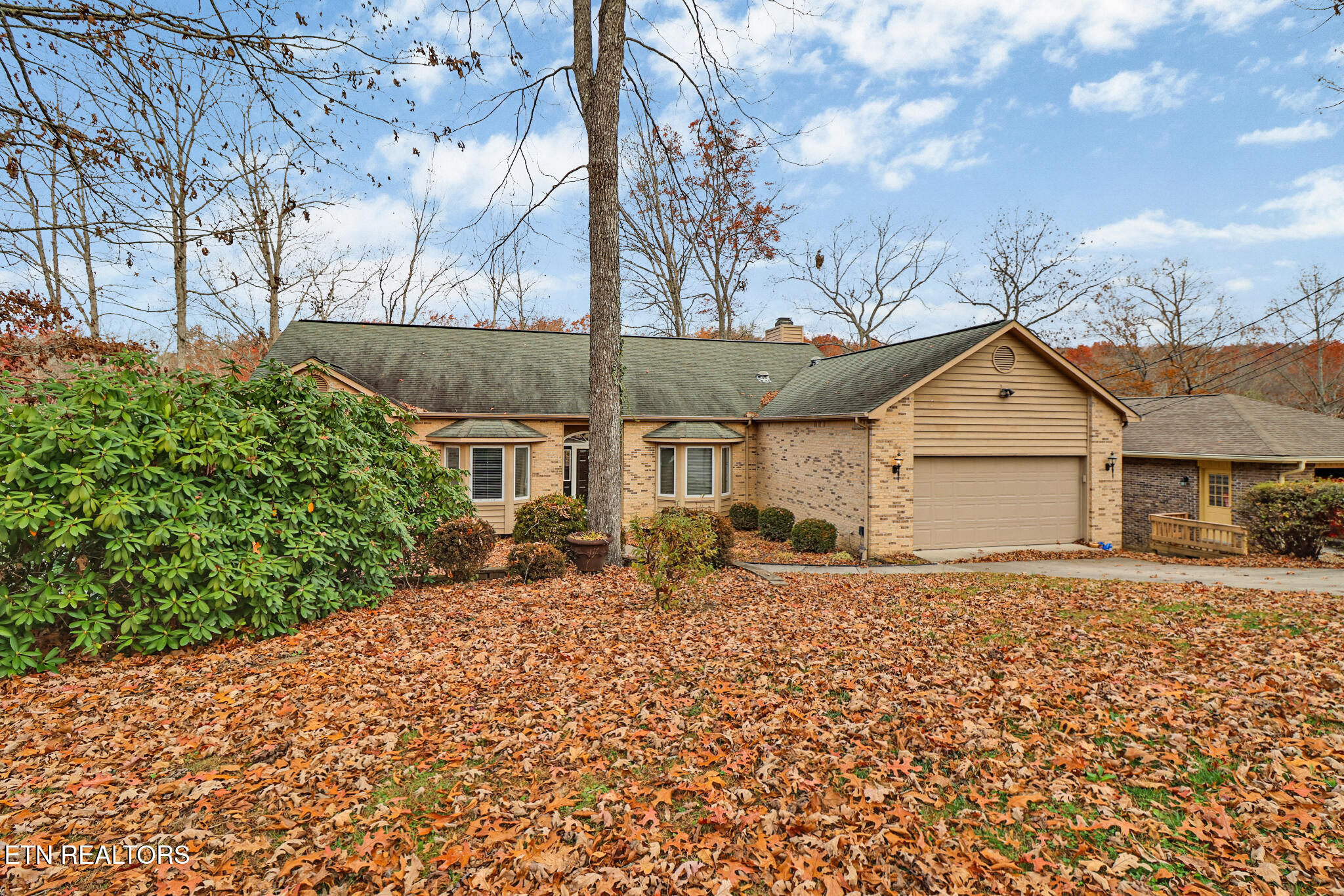 129 Shore Lane Crossville TN 38558
