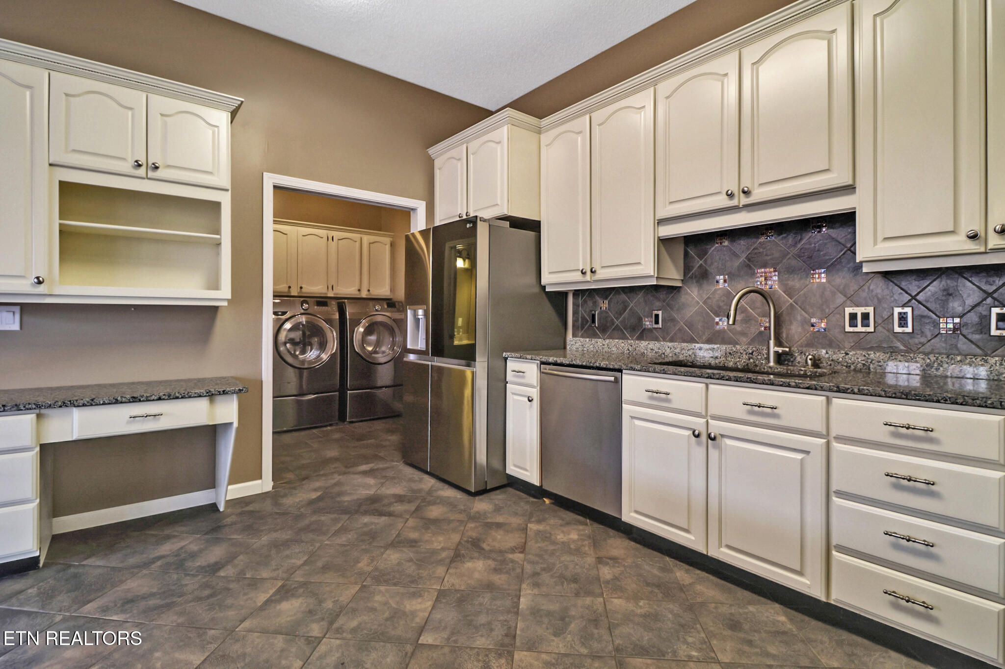129 Shore Lane Crossville TN 38558